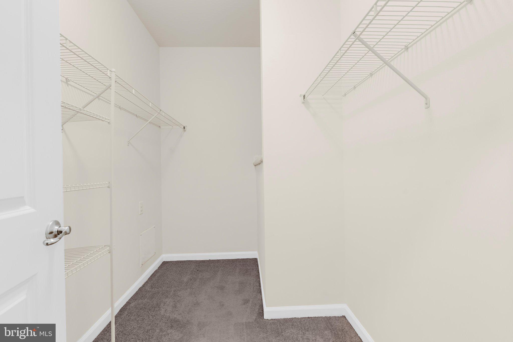 ORCHARD SQUARE - Residential