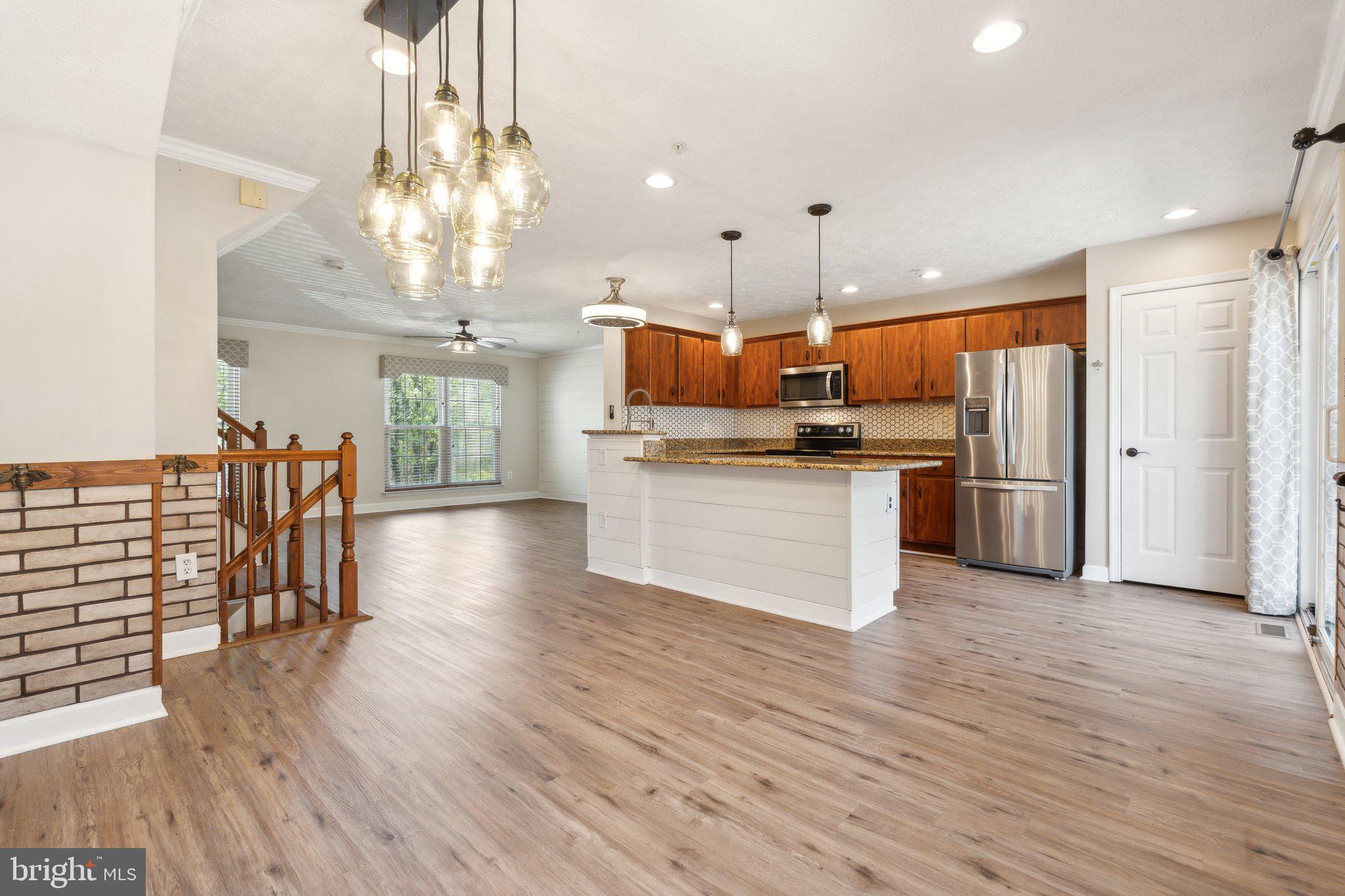 WATERFORD - Residential Lease
