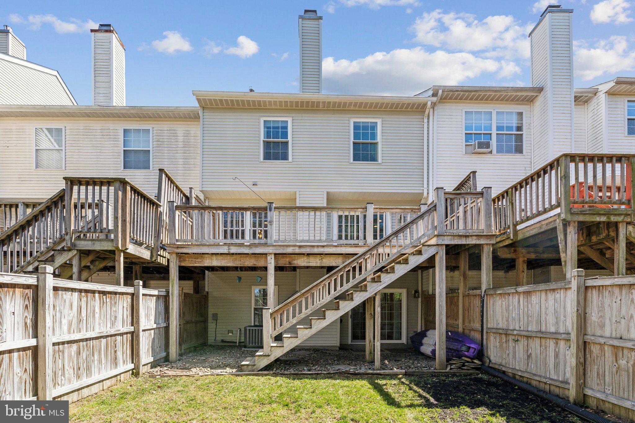 WATERFORD - Residential Lease