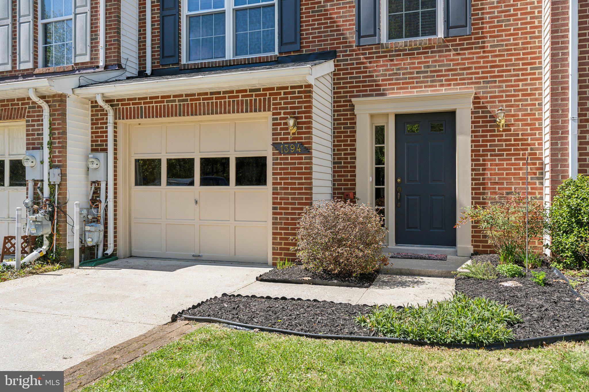 WATERFORD - Residential Lease