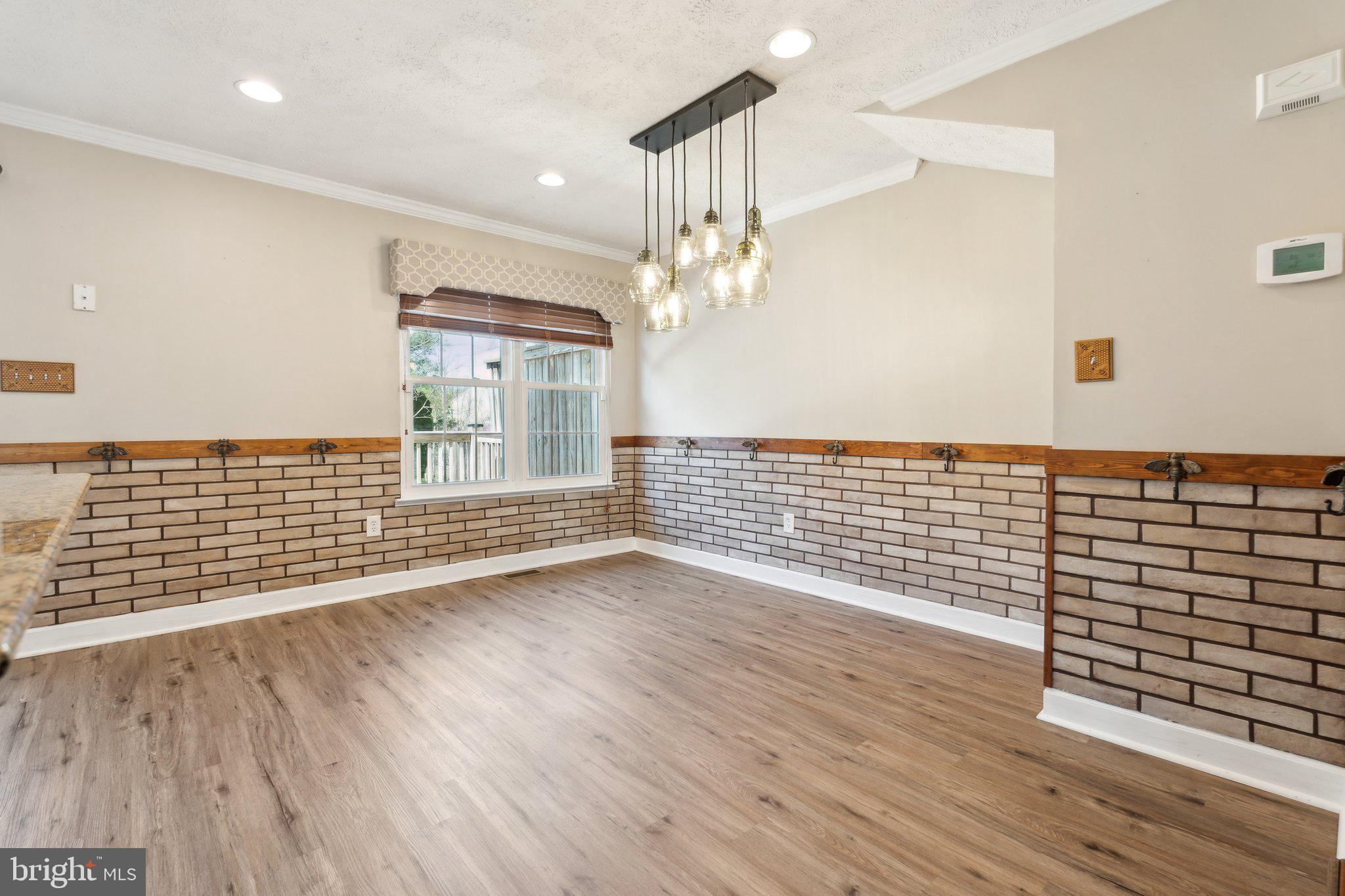 WATERFORD - Residential Lease