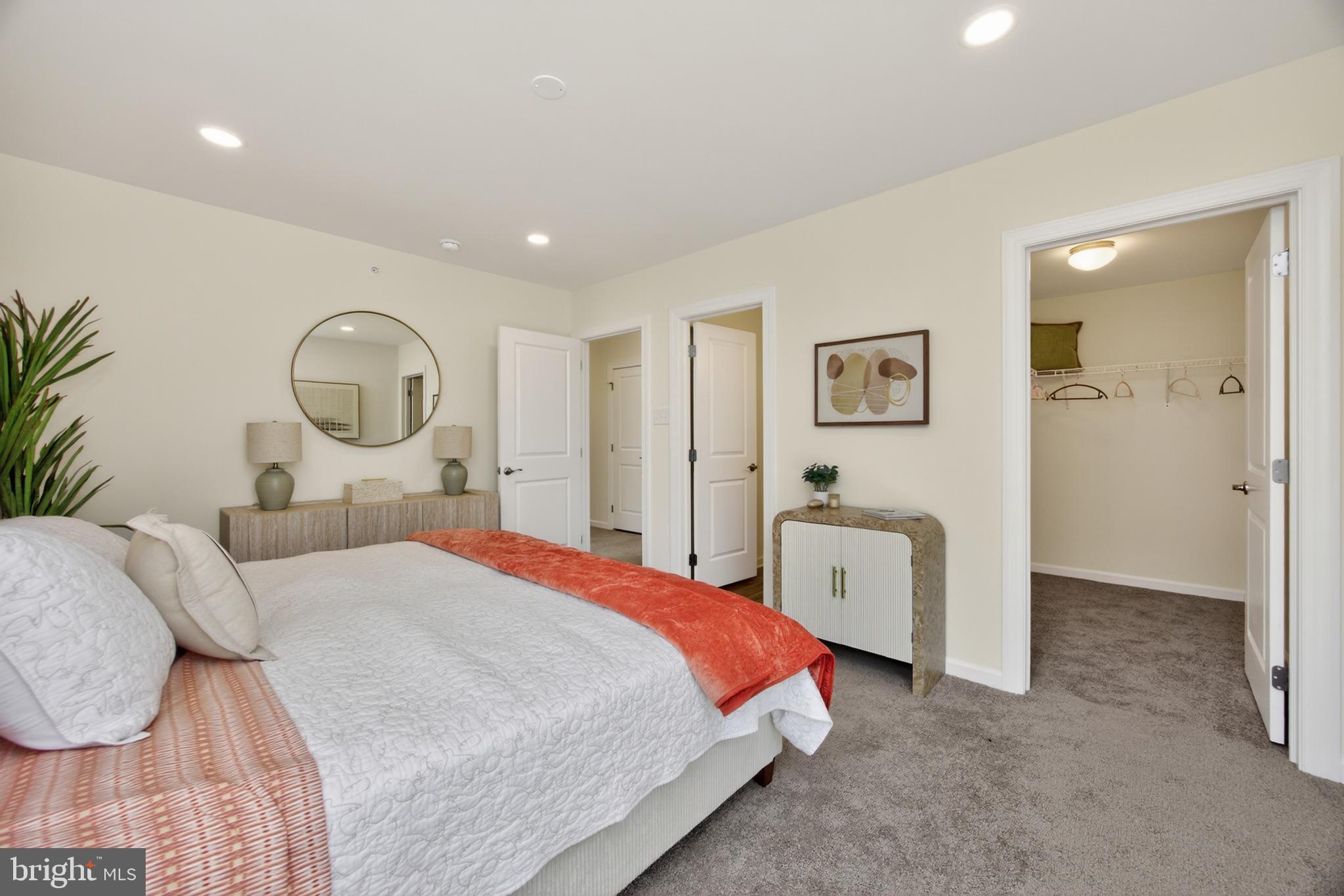 ARBOR PLACE - Residential