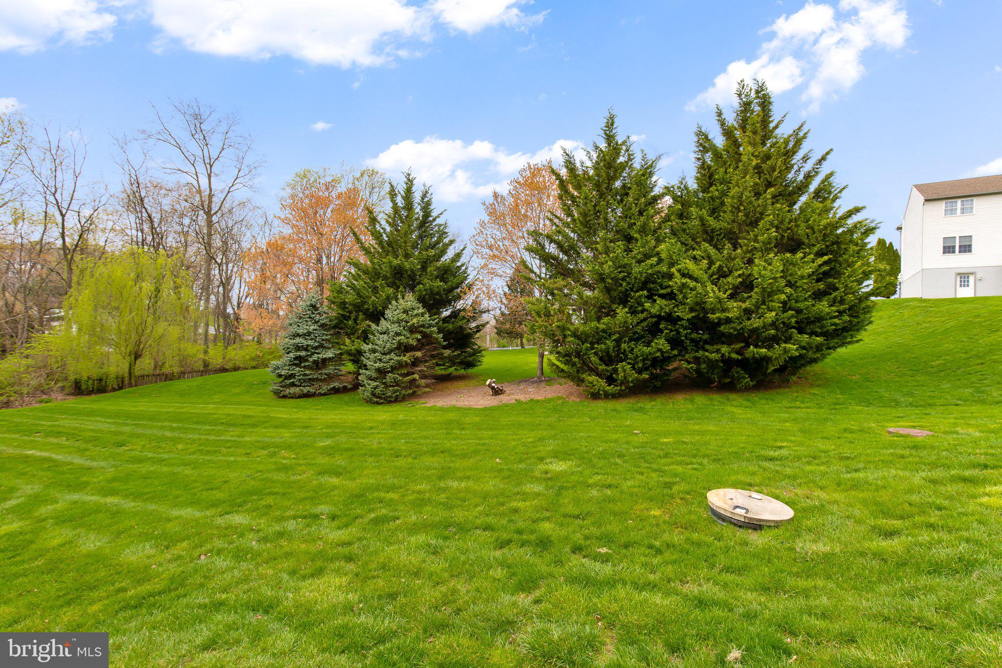 WOODS EDGE OF ELIZABETHTOWN - Residential