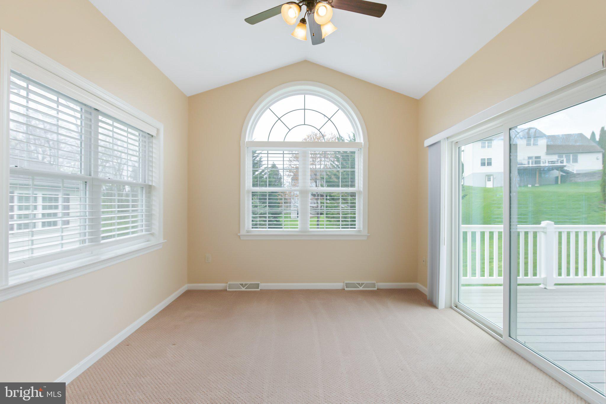WOODS EDGE OF ELIZABETHTOWN - Residential