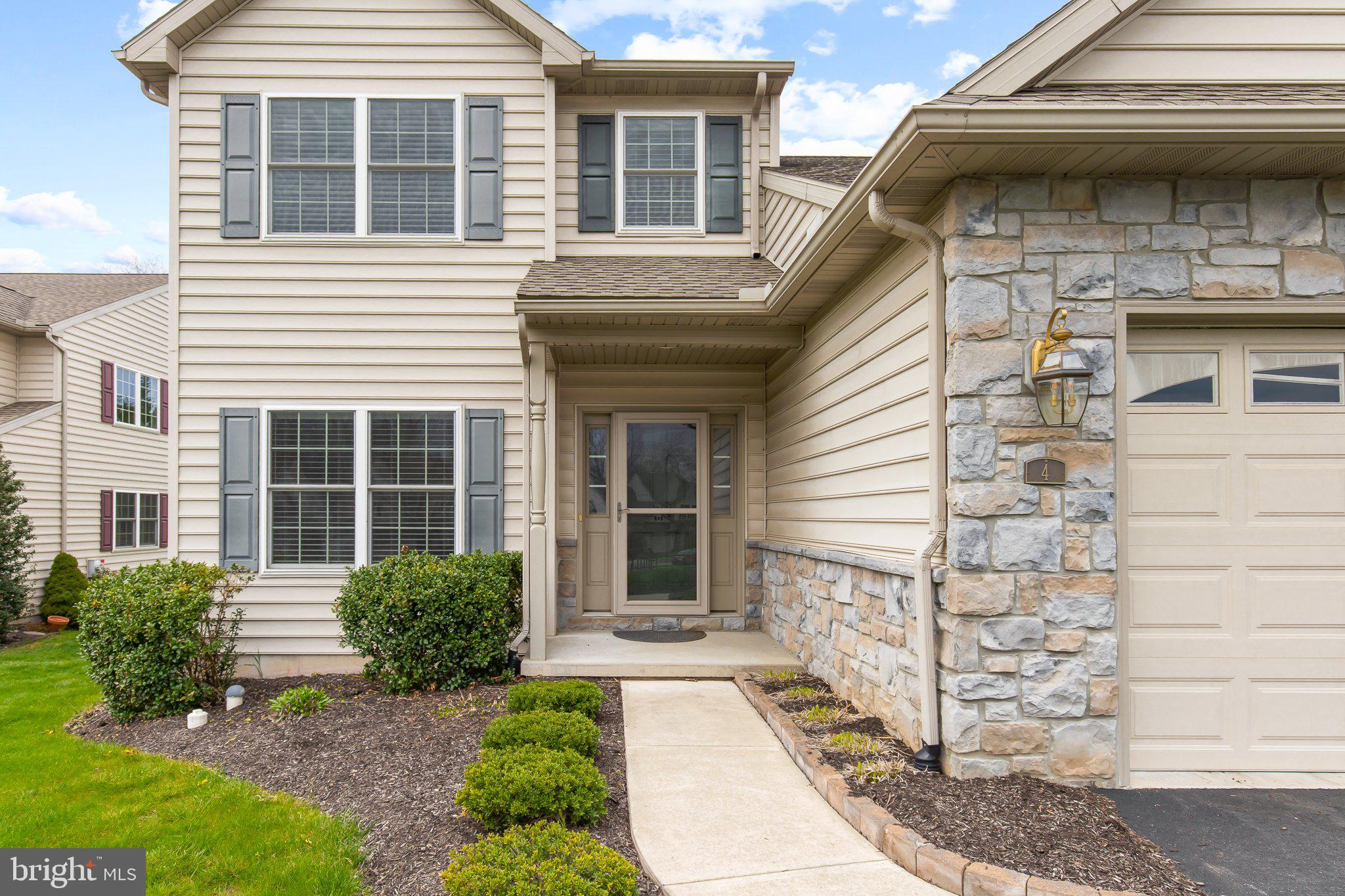 WOODS EDGE OF ELIZABETHTOWN - Residential