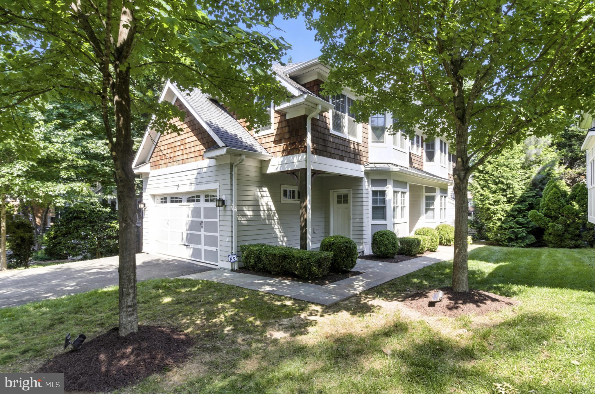 BEVERLY MANOR - Residential
