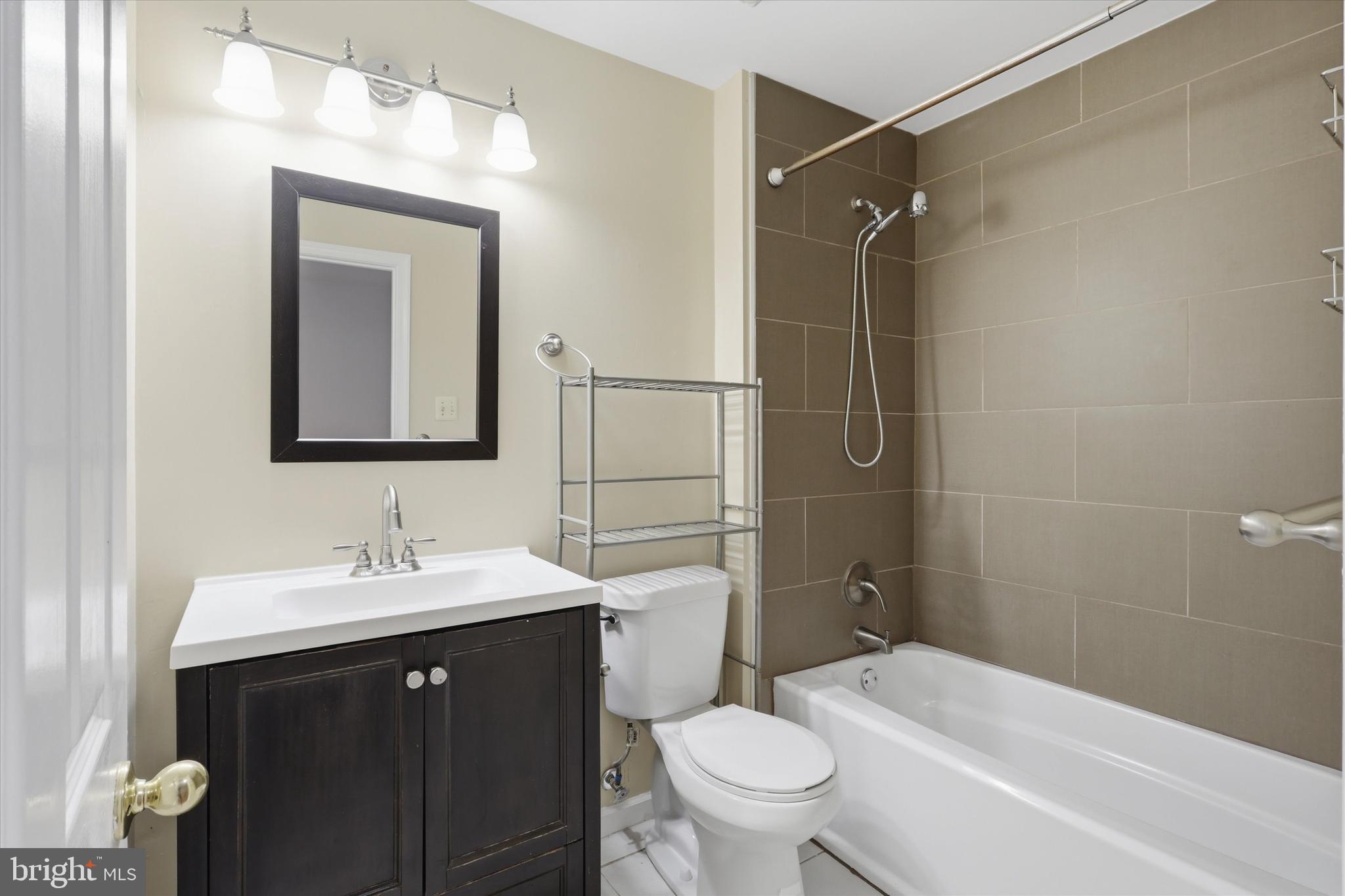 WILLOW BROOK - Residential