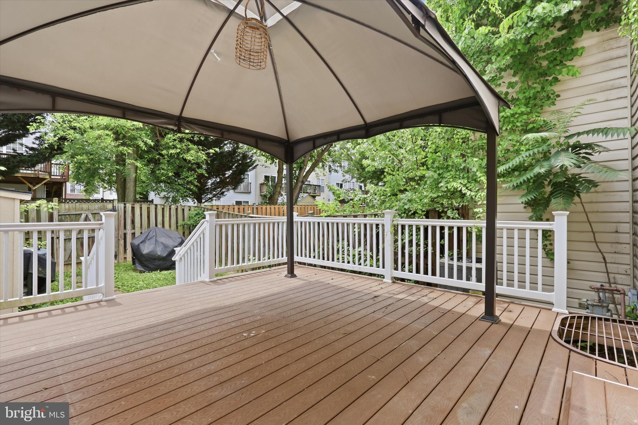 WILLOW BROOK - Residential