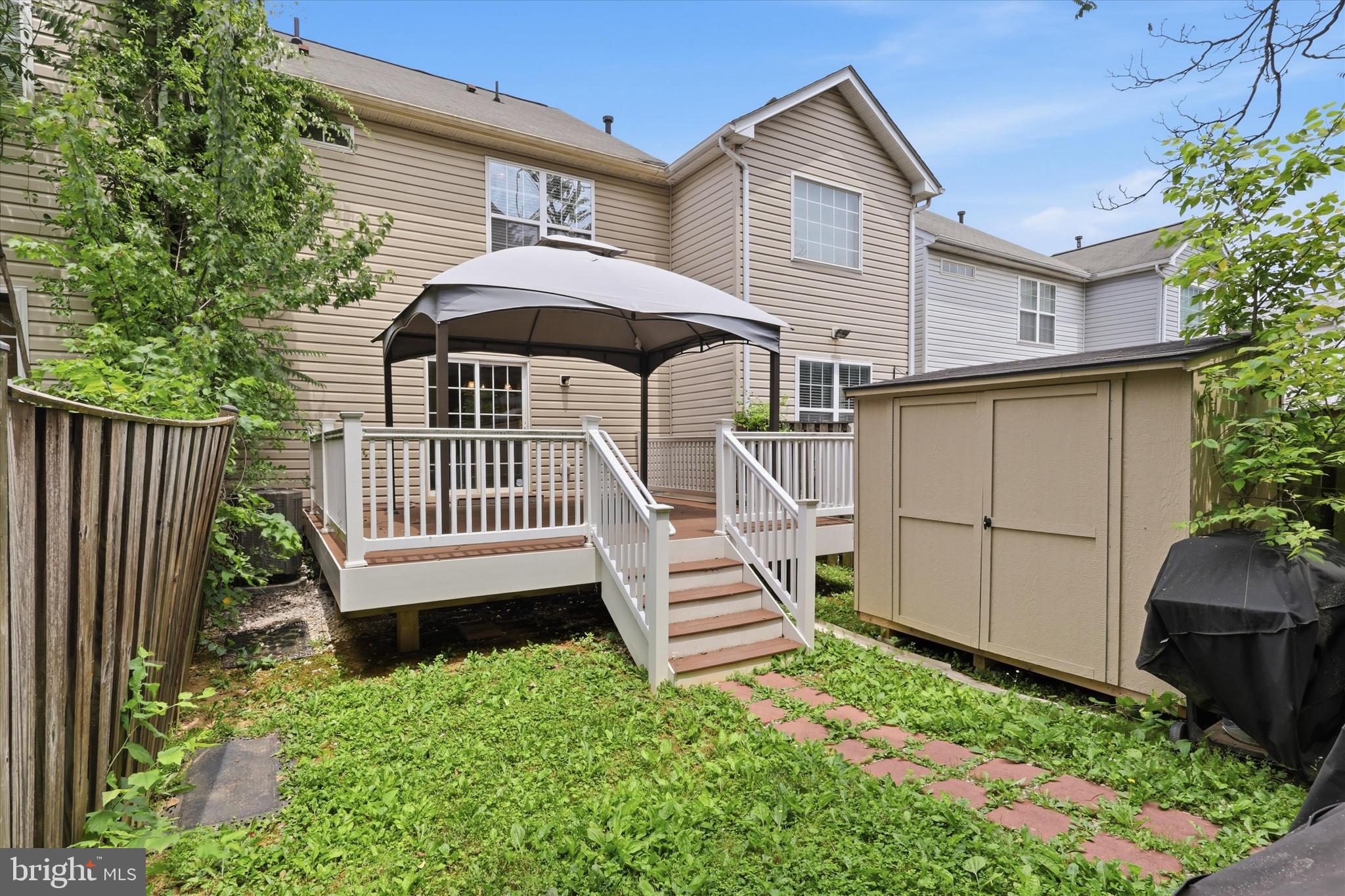 WILLOW BROOK - Residential