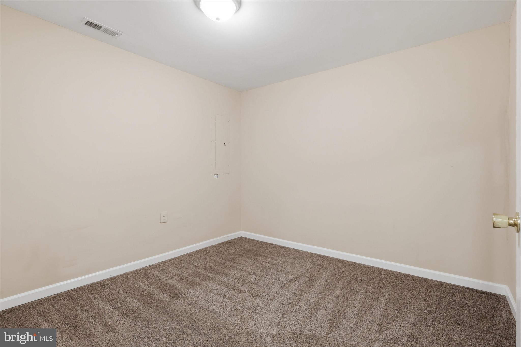 WILLOW BROOK - Residential
