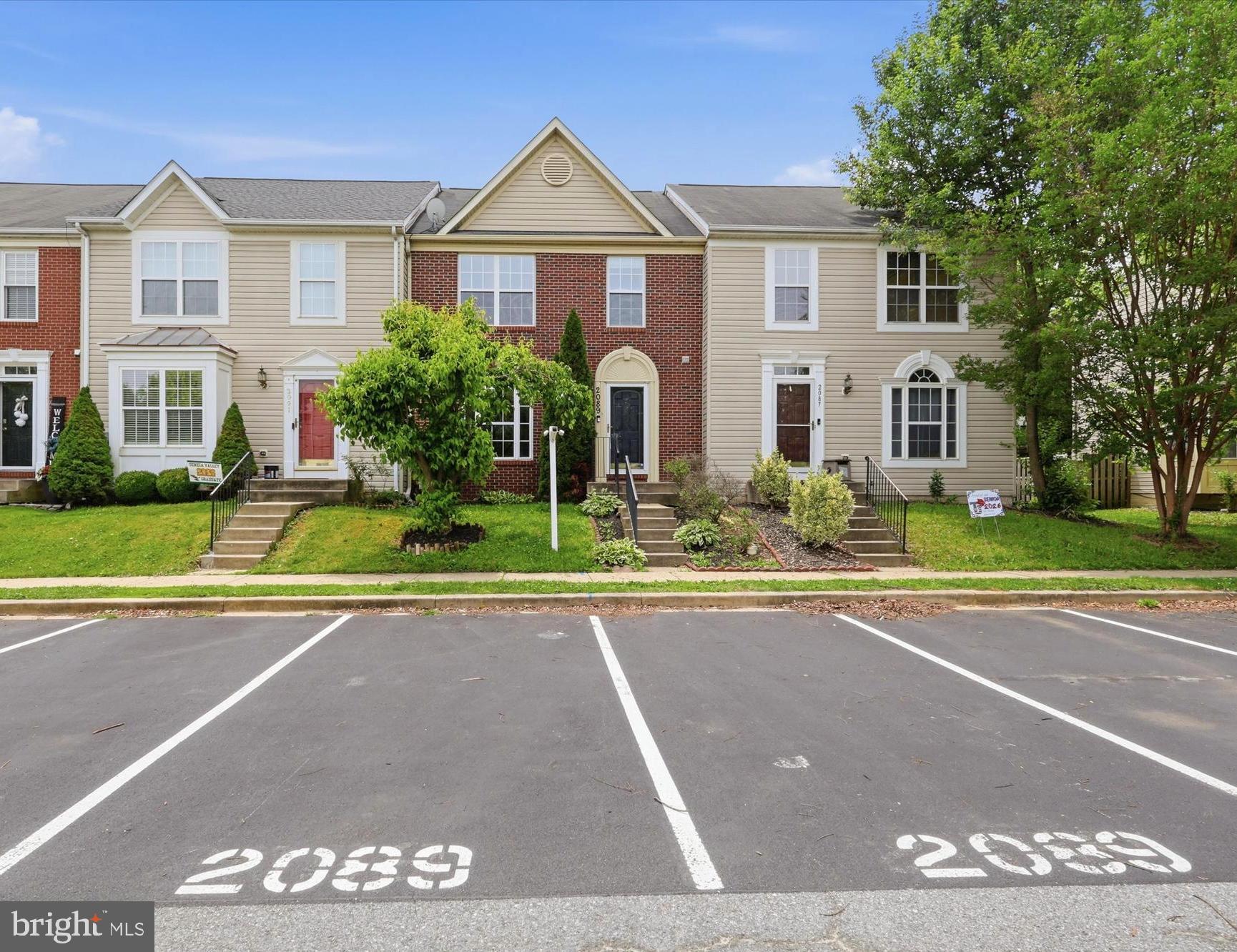 WILLOW BROOK - Residential