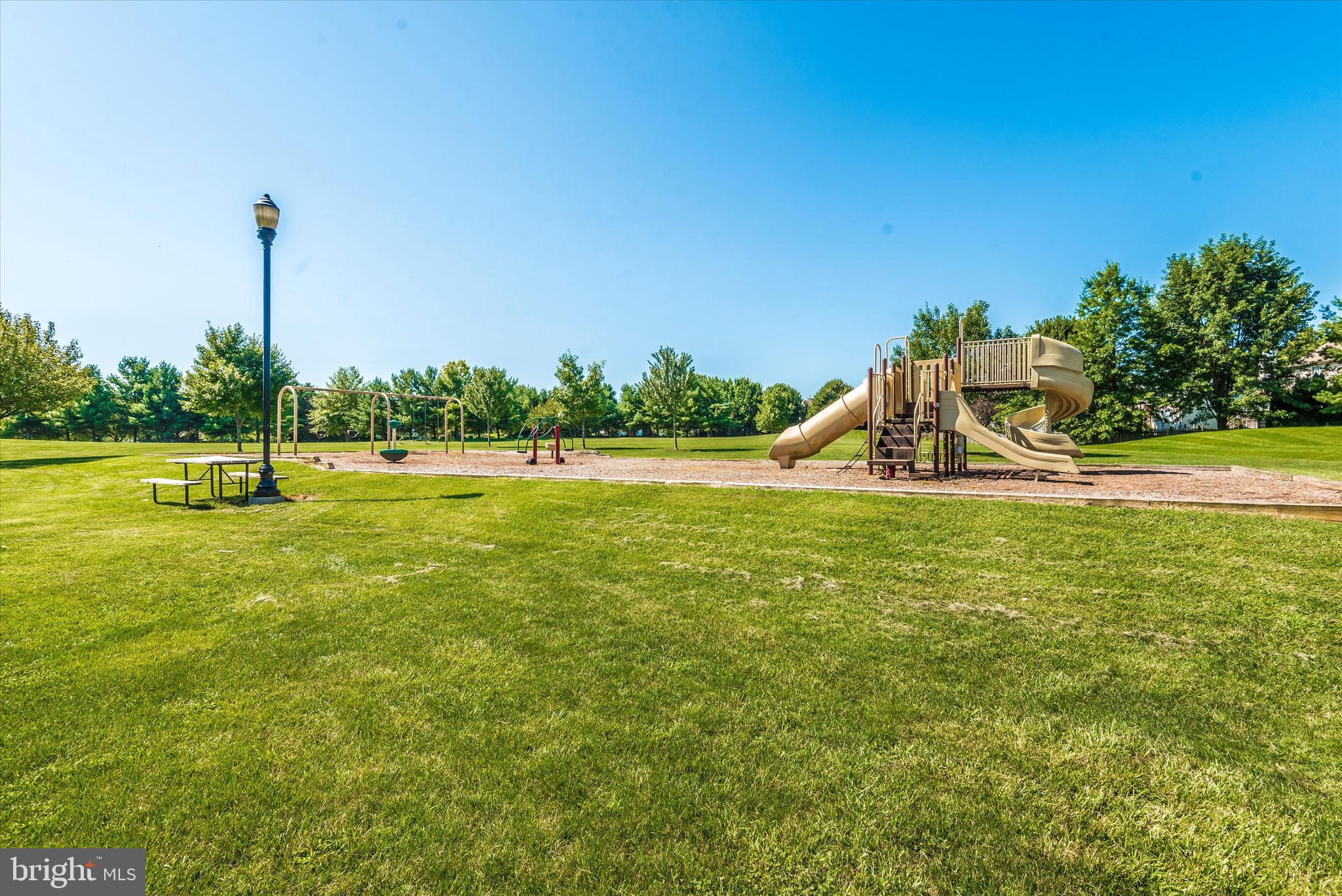 WILLOW BROOK - Residential