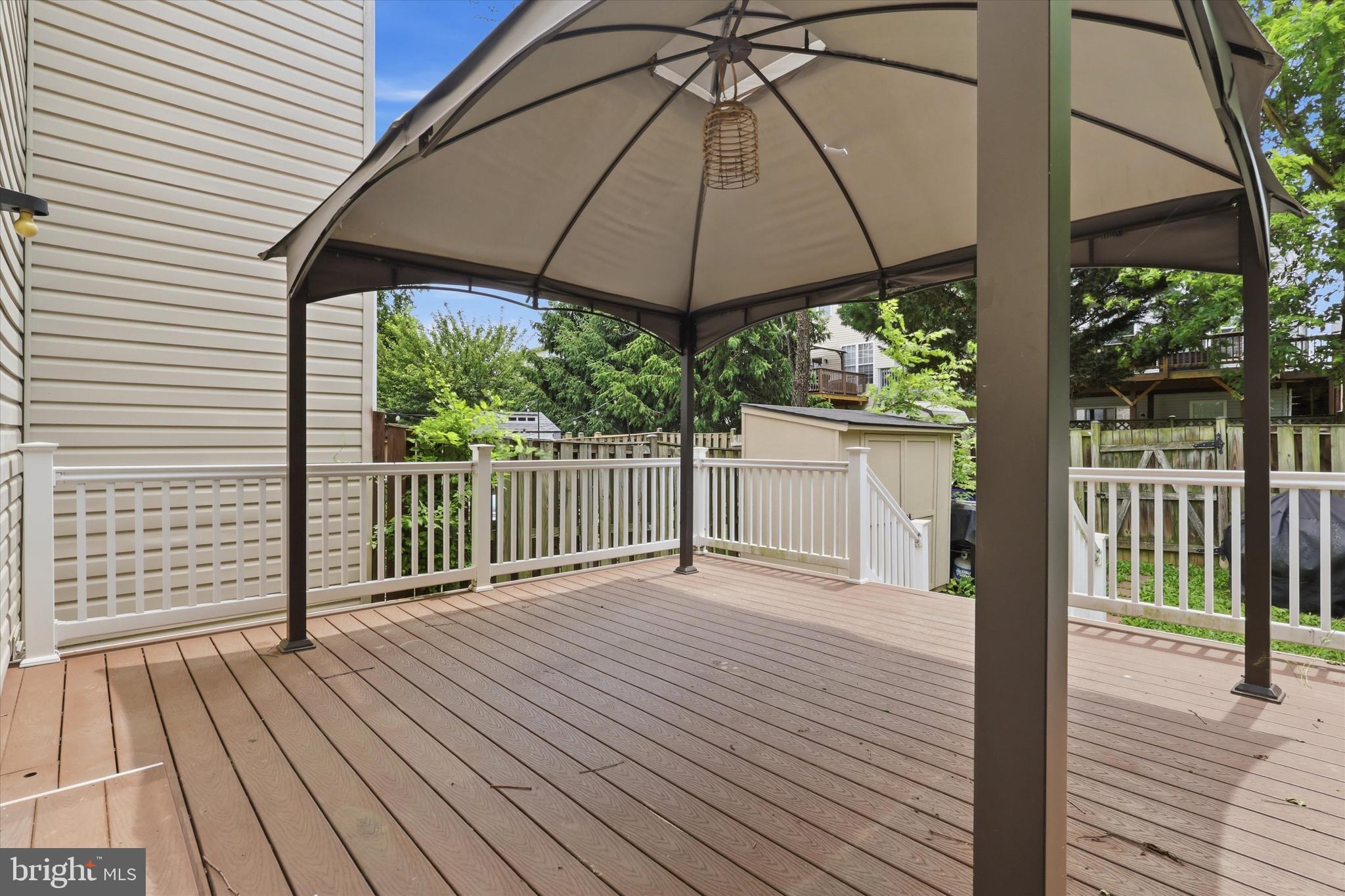 WILLOW BROOK - Residential