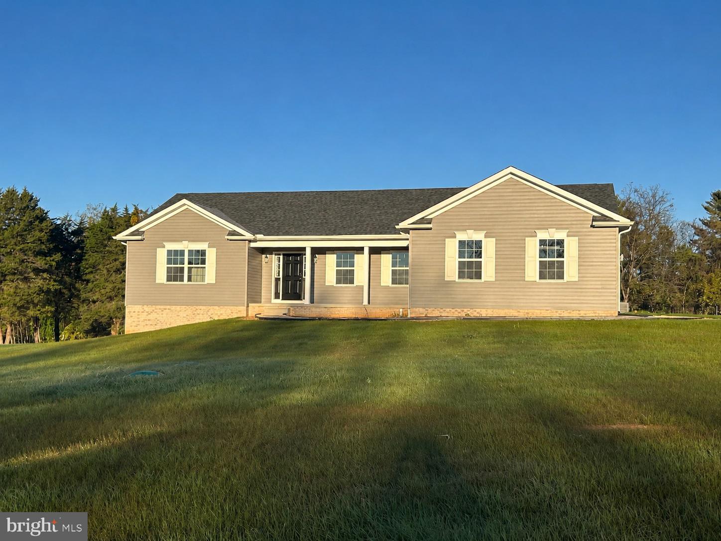 POTOMAC MANOR - Residential