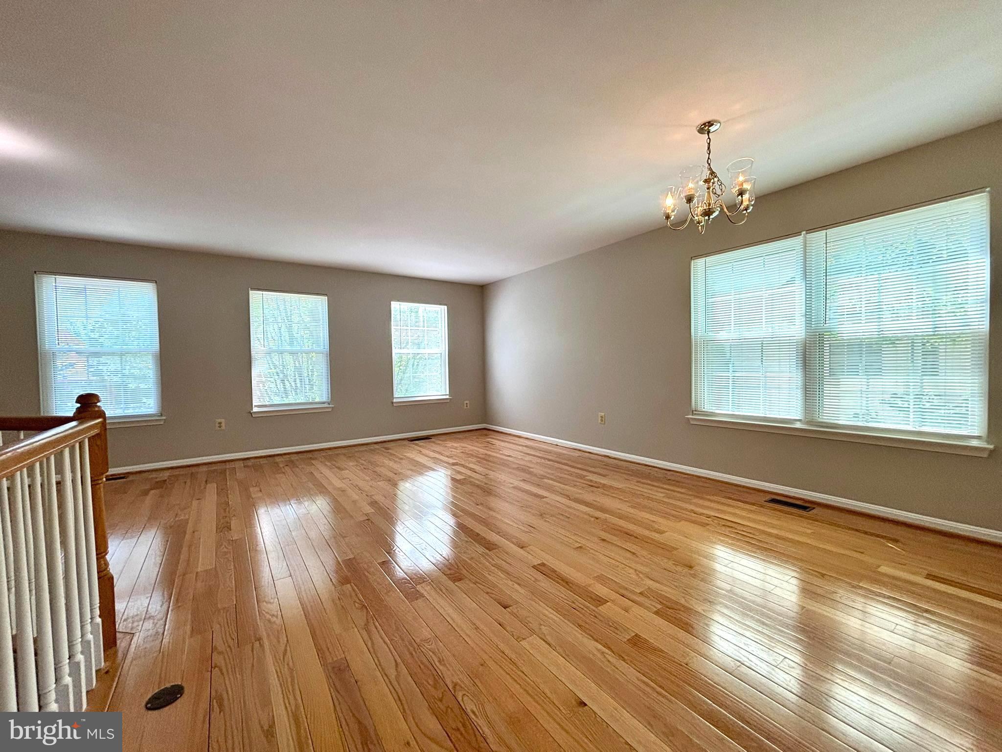GROVEWOOD - Residential Lease