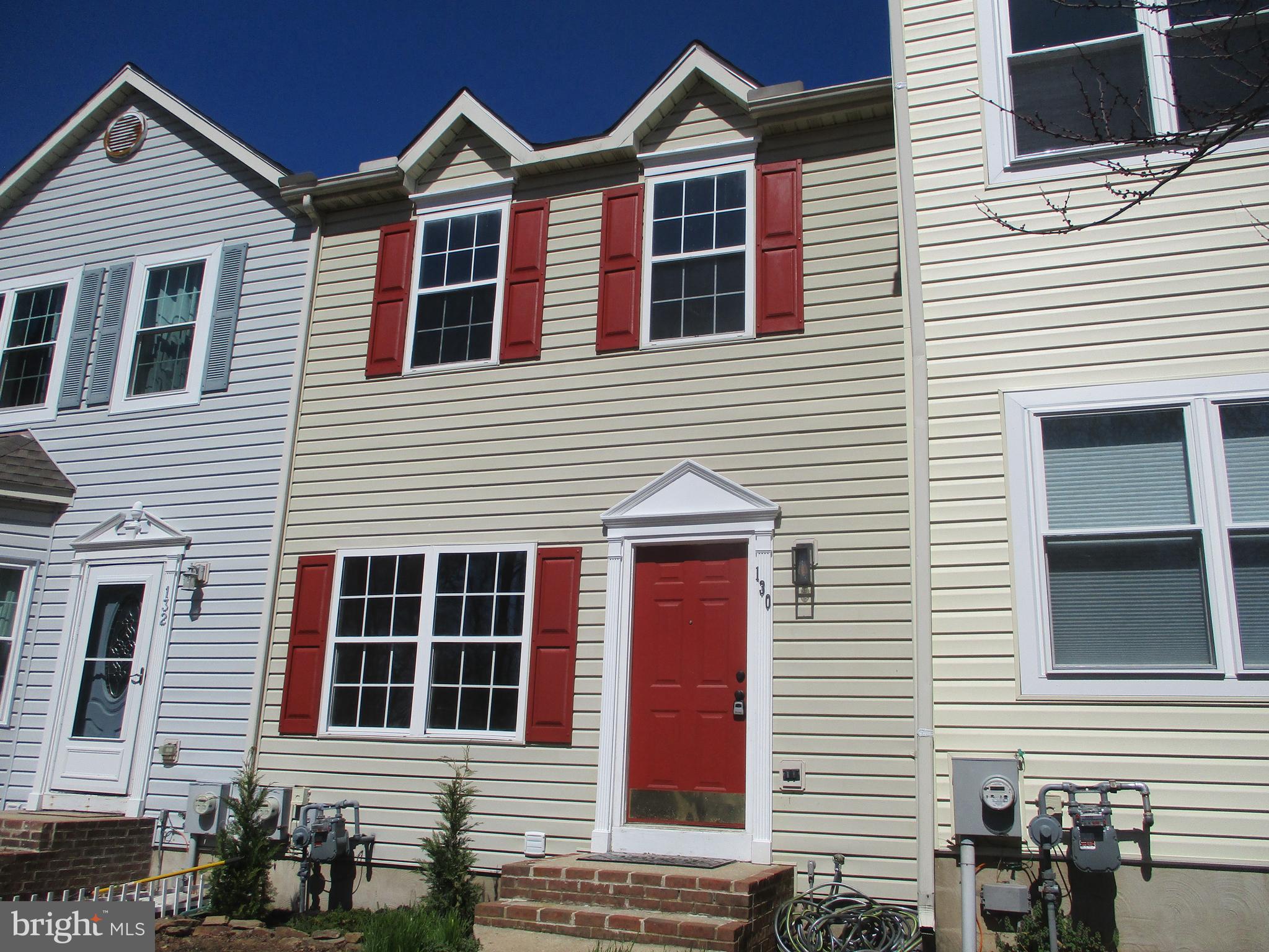 Washington Woods Three bedroom , 1.5 bath townhome .  Move in ready with new carpet, new luxury vinyl plank, new paint, new granite counter tops in kitchen and baths, new roof, new lights exterior and interior, and new stainless steel appliances.  HVAC has been replaced and lawn has been removed and reseeded. Upper level bedrooms have cathedral ceilings, while the main bathroom has a soaking tub as well as a shower. This home has a large eat in kitchen, with a finished lower walk out level, and deck in rear. Located close to major commuter routes and Delaware tax free shopping.  Call now to tour!