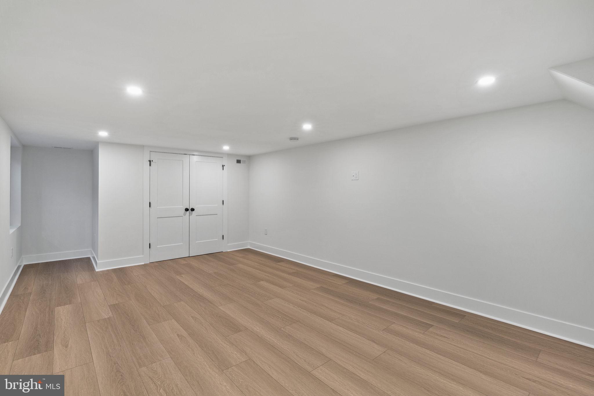 BEECHWOOD - Residential