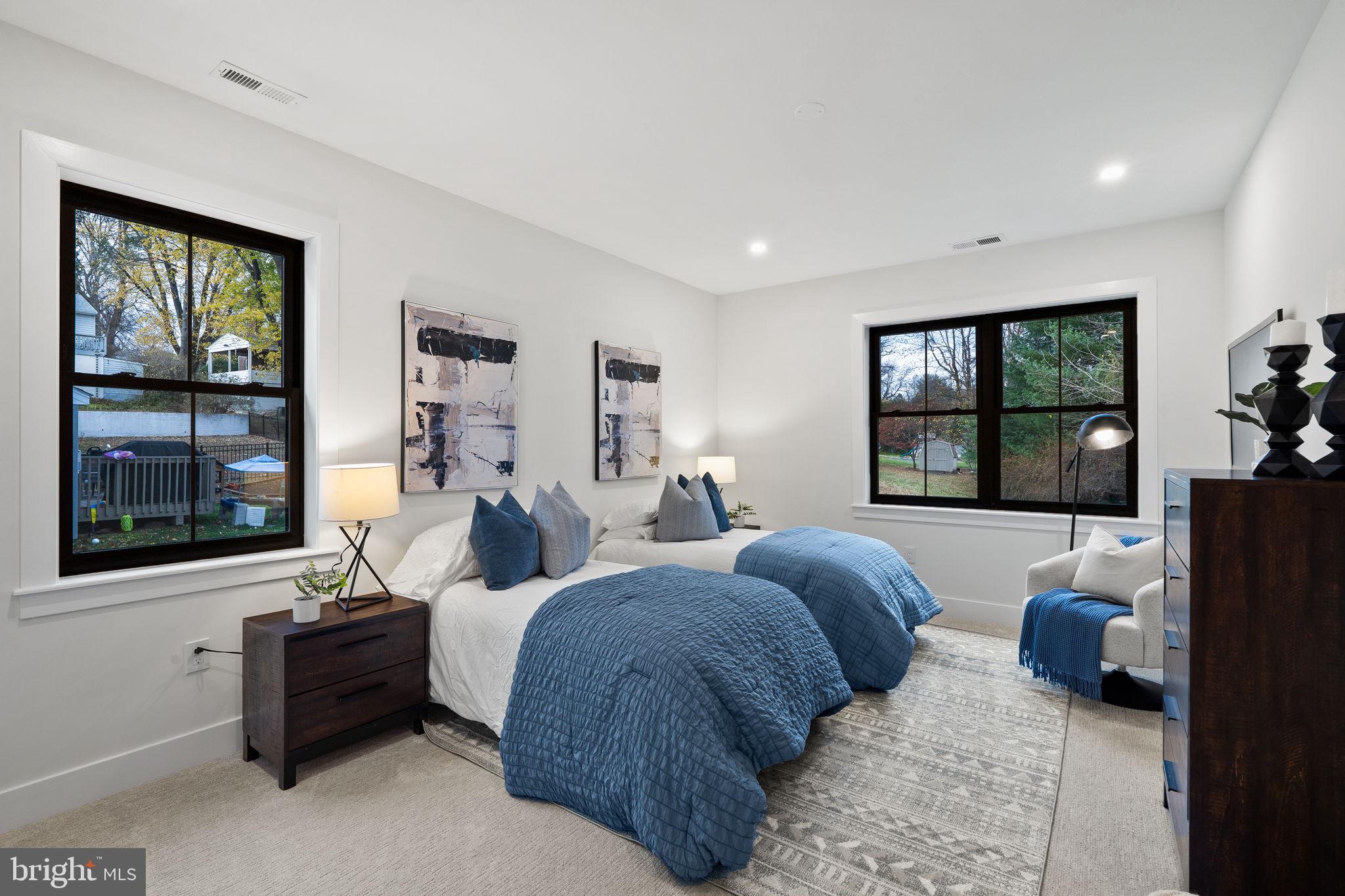 BEECHWOOD - Residential