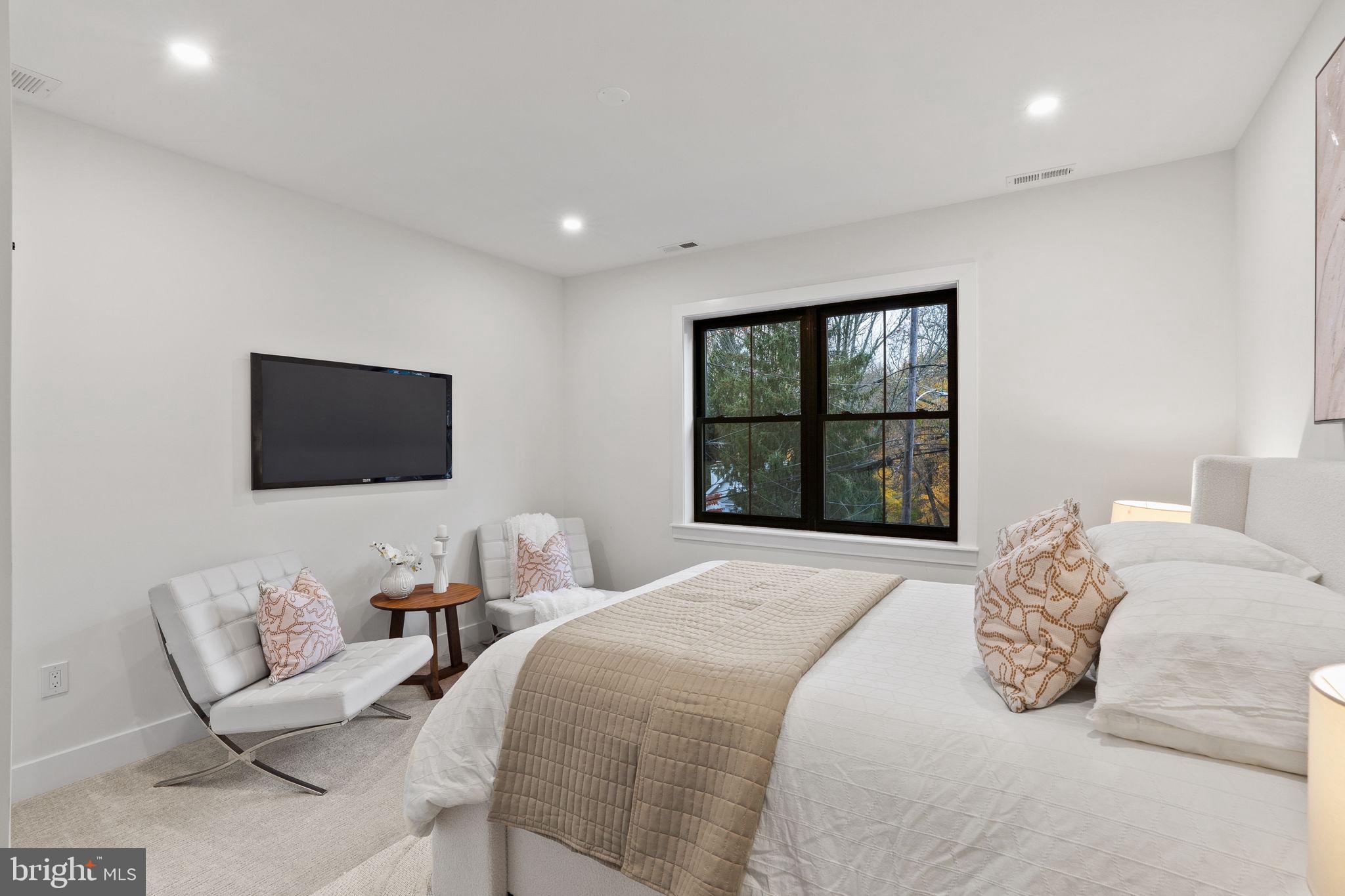 BEECHWOOD - Residential
