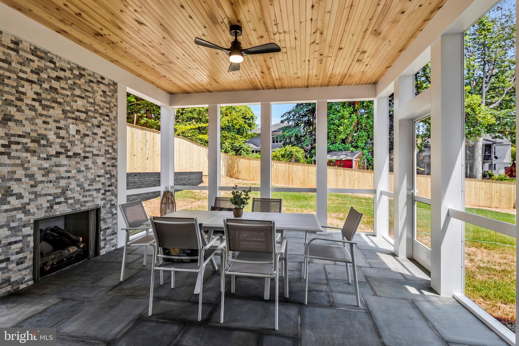 FERNWOOD - Residential