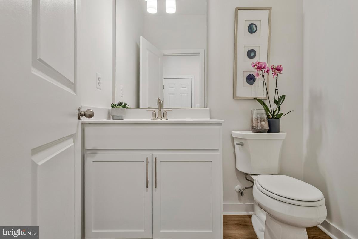 OYSTER HARBOR - Residential