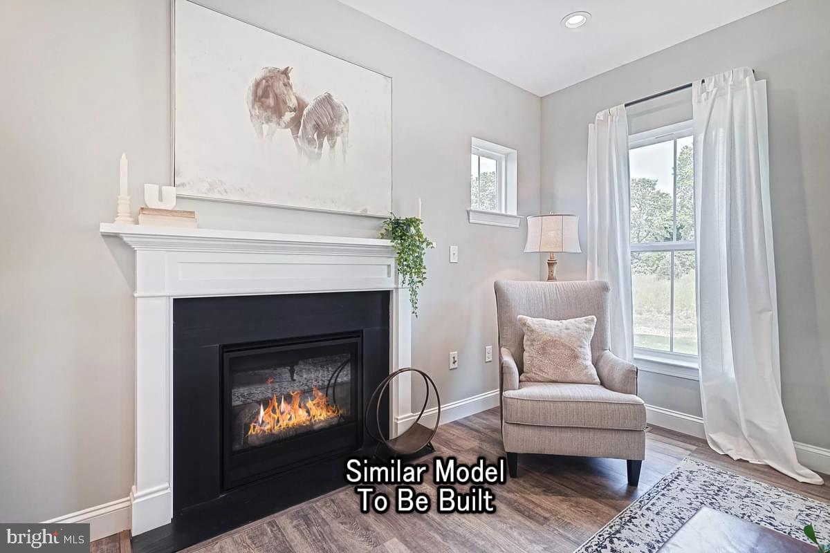 HICKORY POINTE - Residential