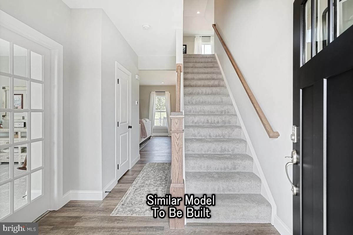 HICKORY POINTE - Residential