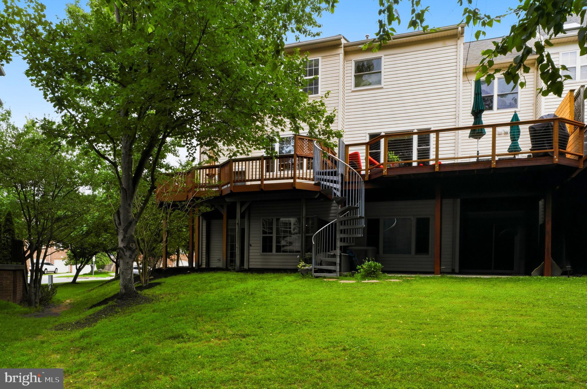 WAVERLY WOODS - Residential