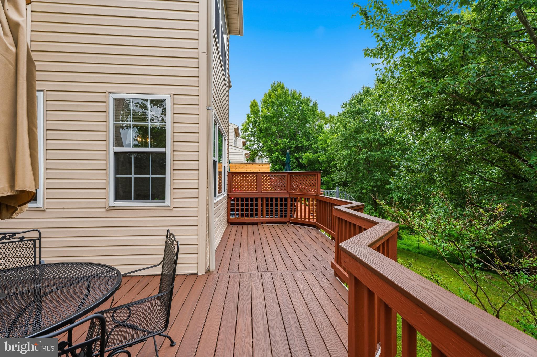 WAVERLY WOODS - Residential