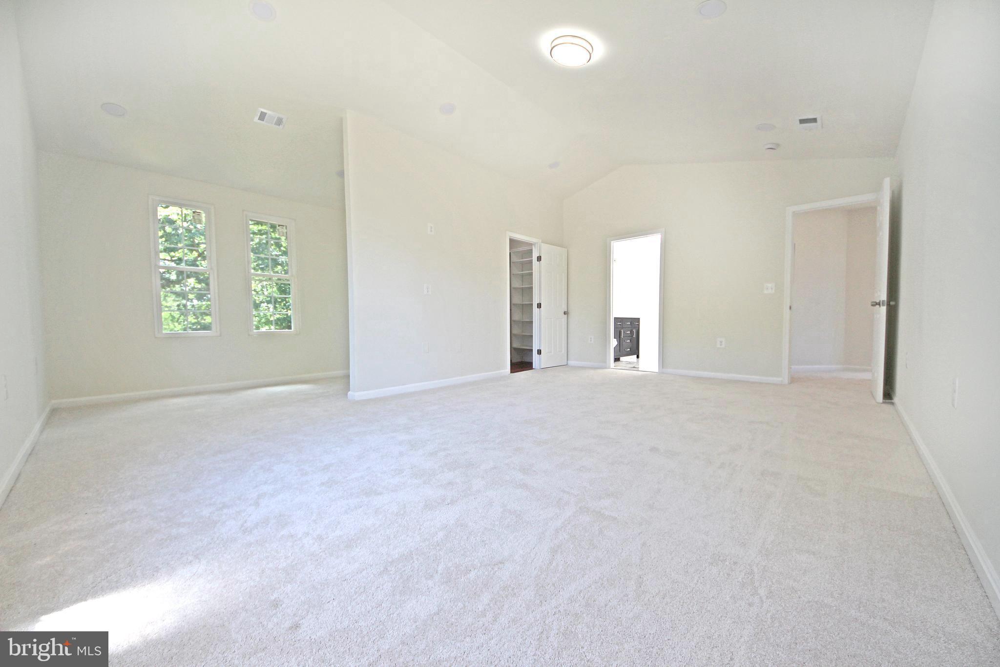 CLINTON - Residential