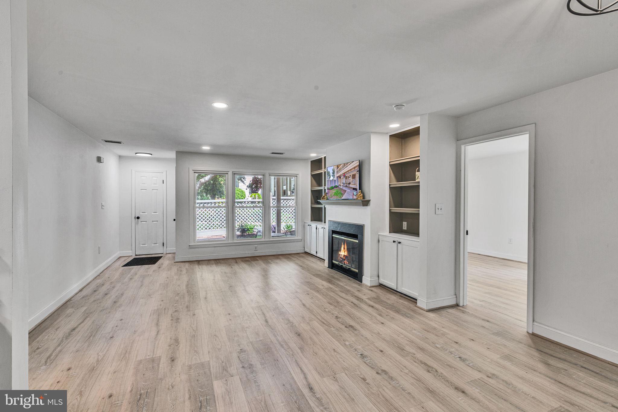 WATERS HOUSE - Residential