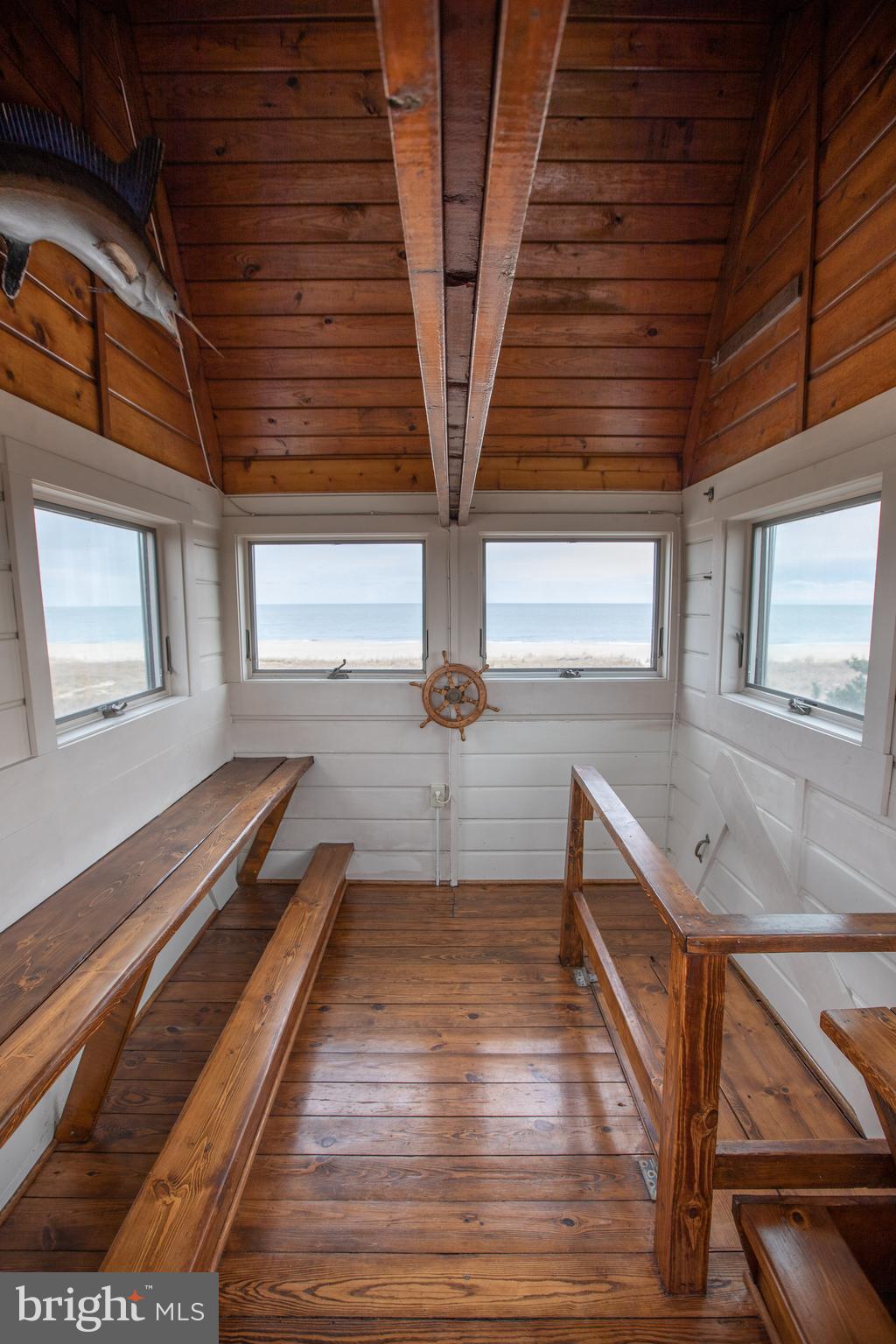 SUSSEX SHORES - Residential