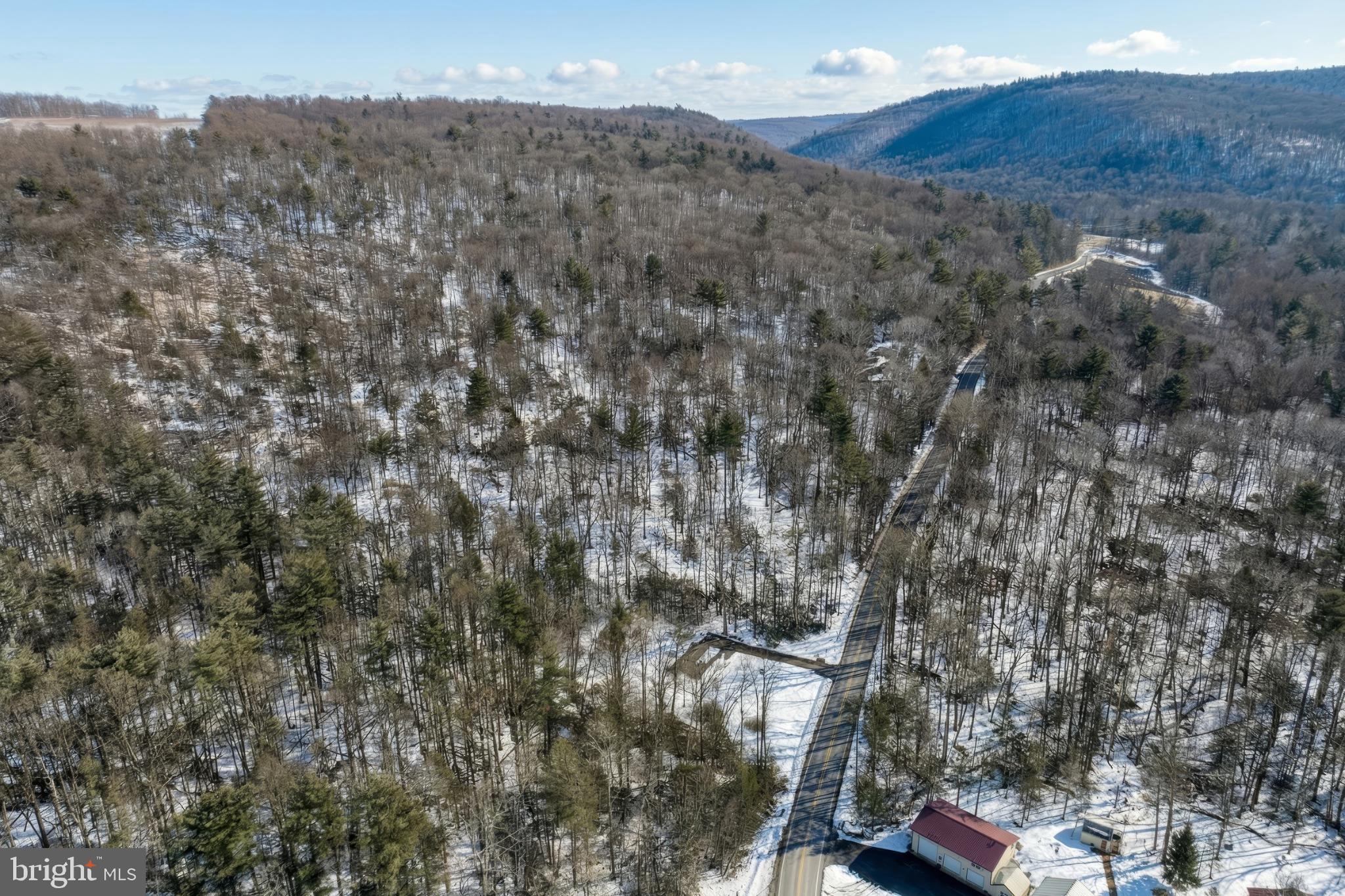 MOUNTAINS - Residential