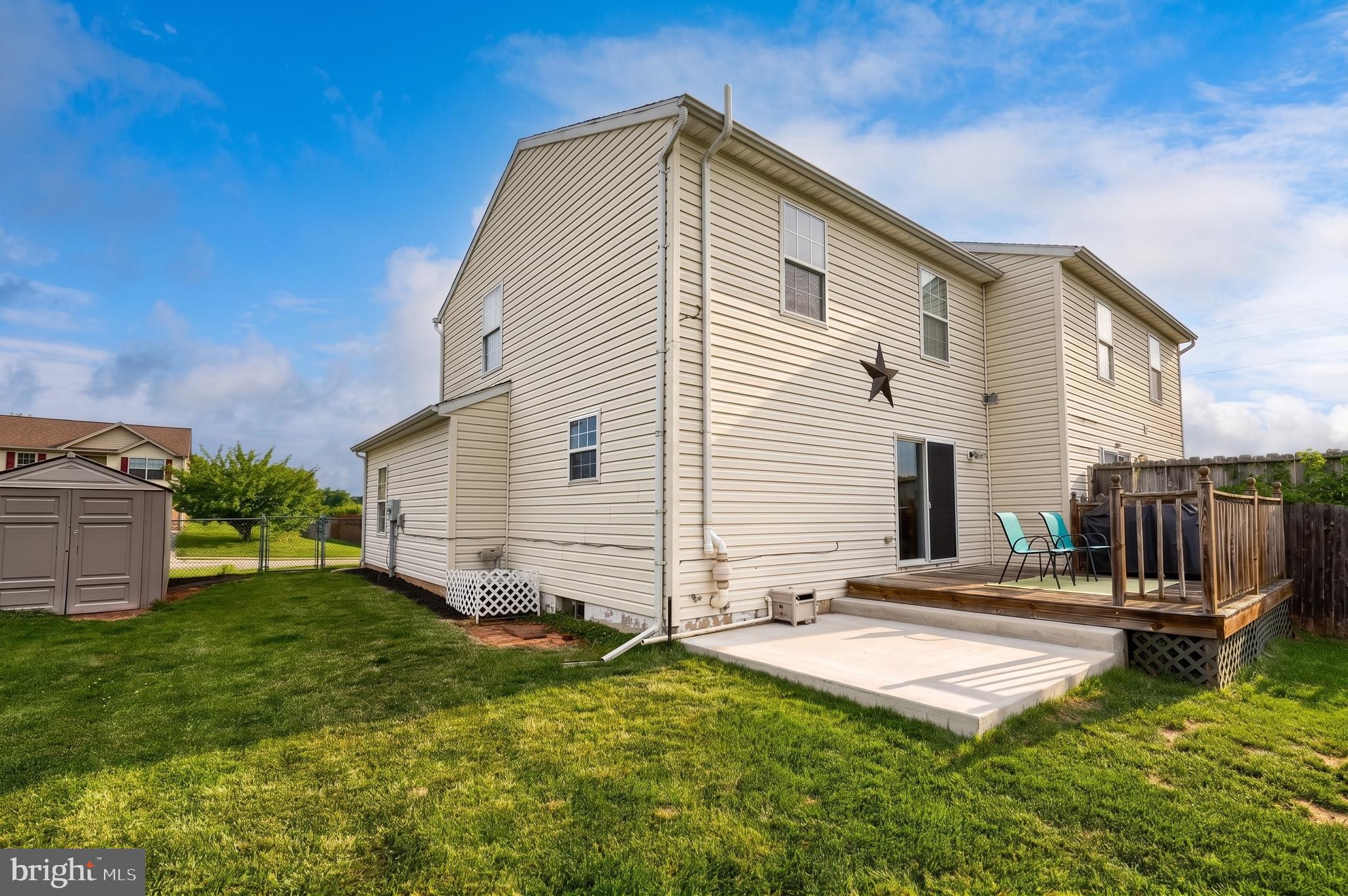 WANDERING STREAM ESTATES - Residential