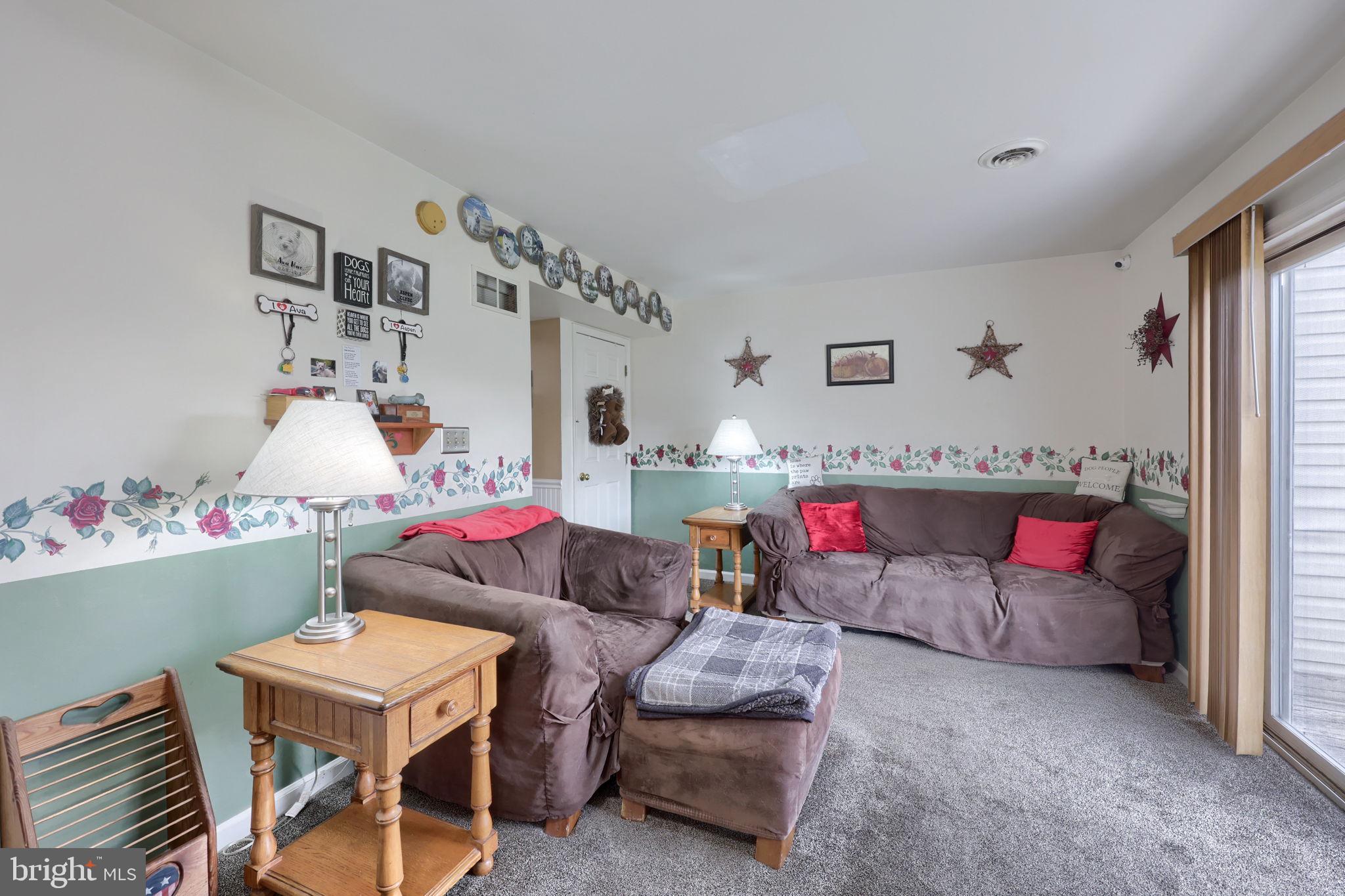 WANDERING STREAM ESTATES - Residential