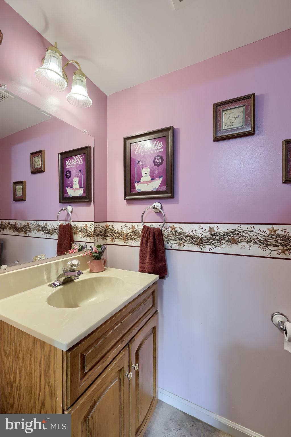 WANDERING STREAM ESTATES - Residential