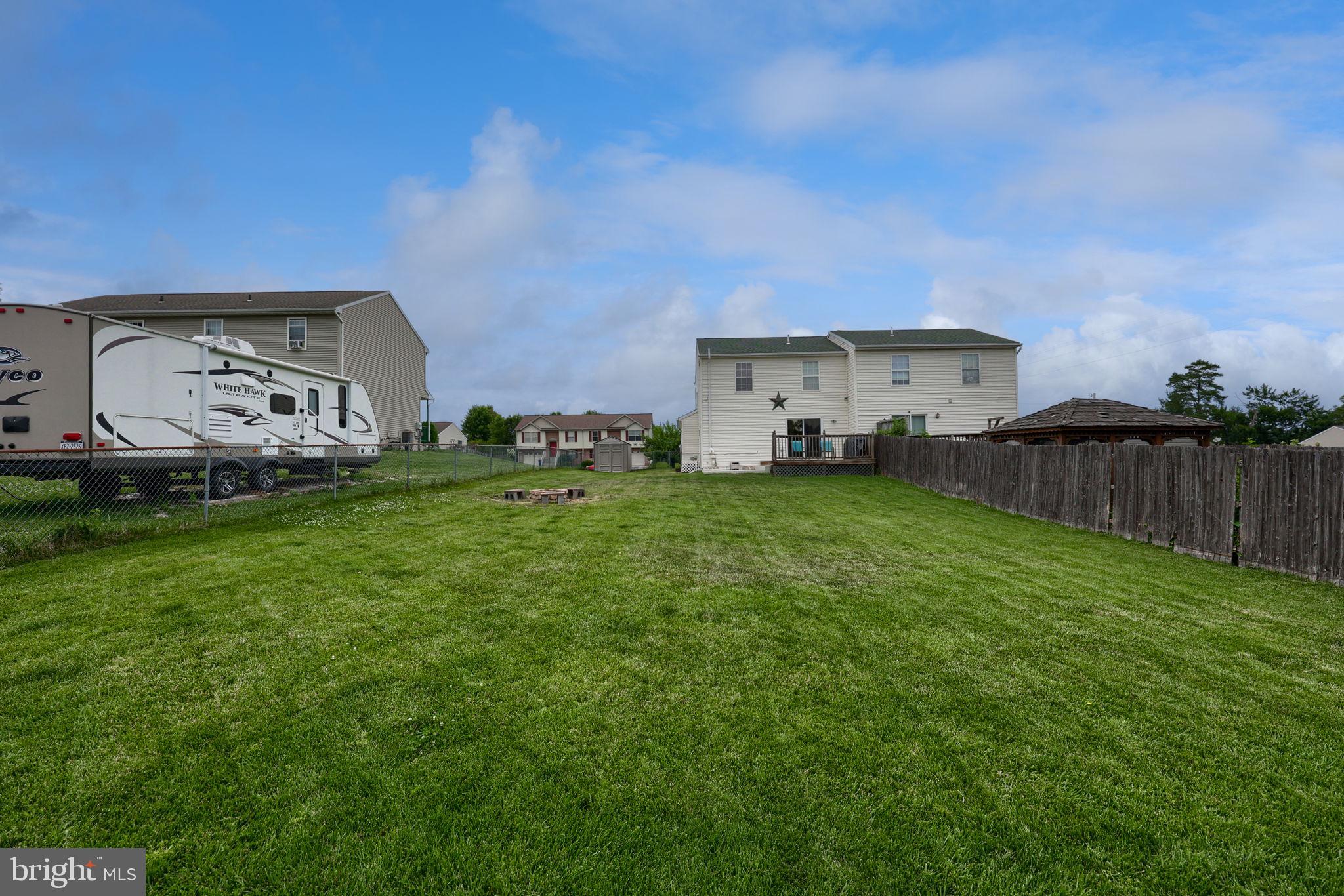 WANDERING STREAM ESTATES - Residential