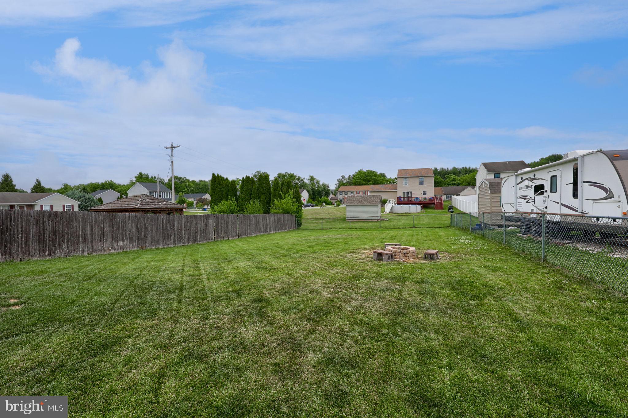 WANDERING STREAM ESTATES - Residential