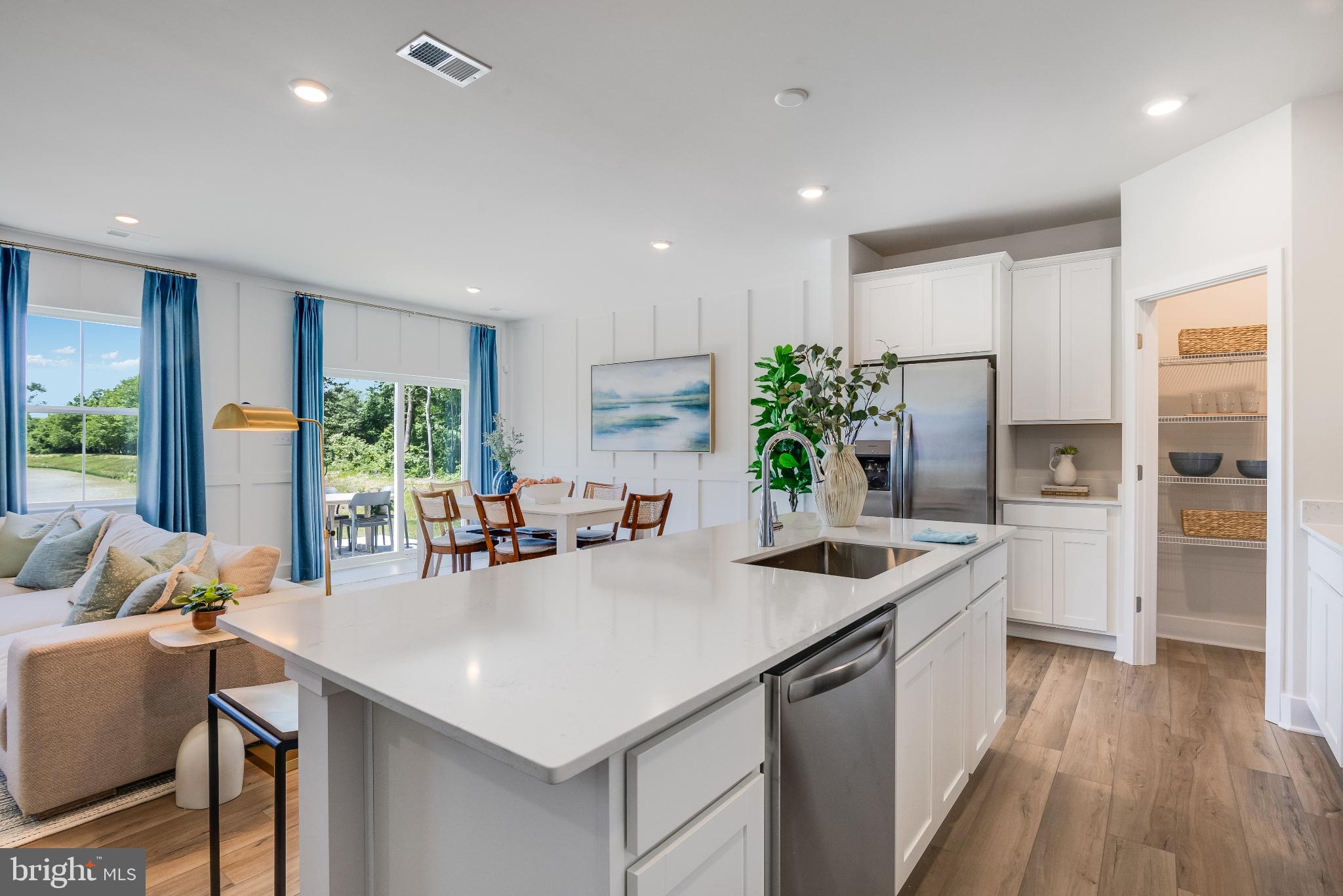 SOMERTON CHASE - Residential