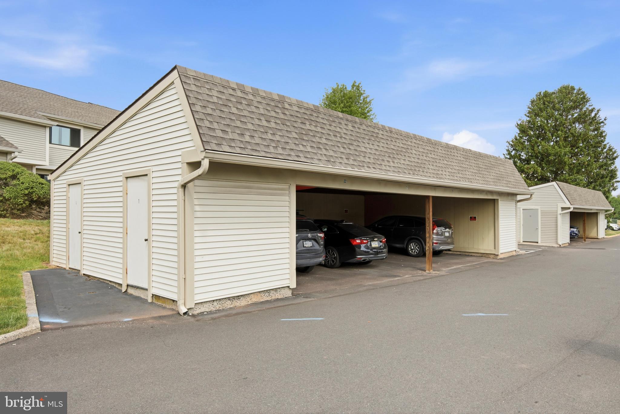 TOWAMENCIN CONDOS - Residential