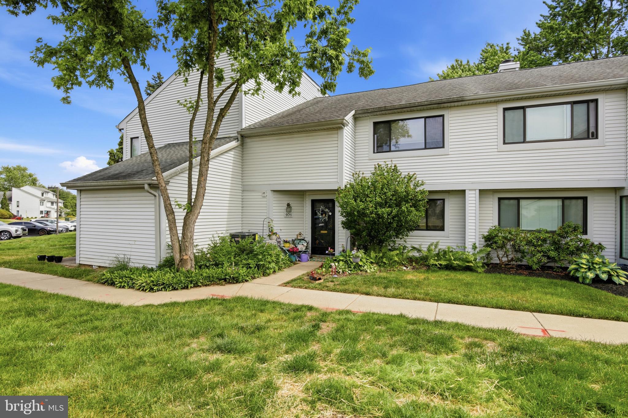 TOWAMENCIN CONDOS - Residential