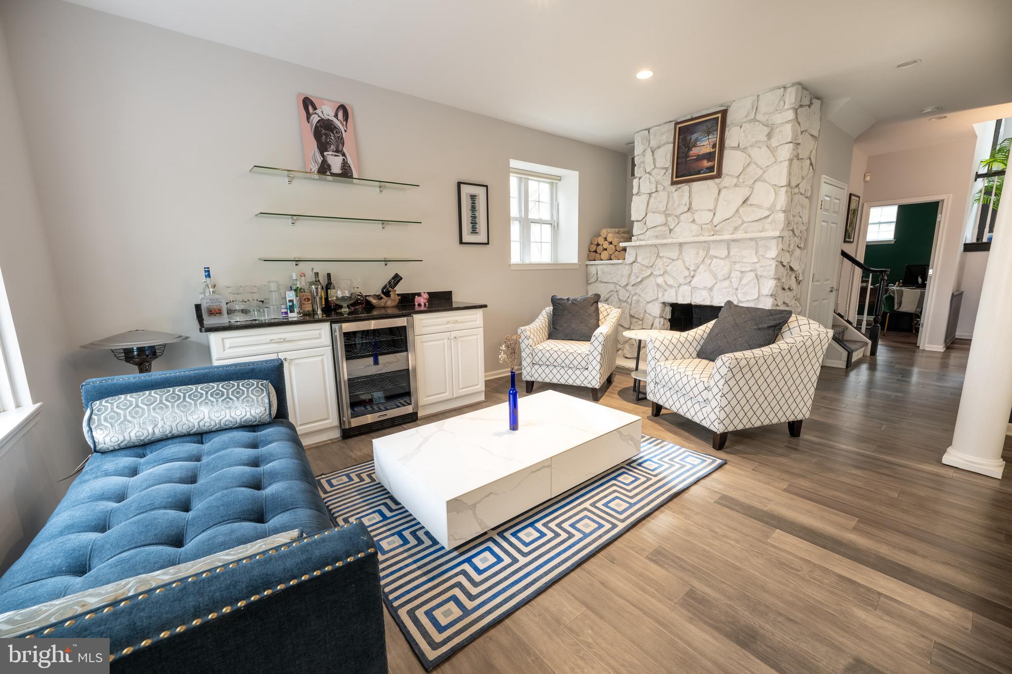 SPRING MILL - Residential