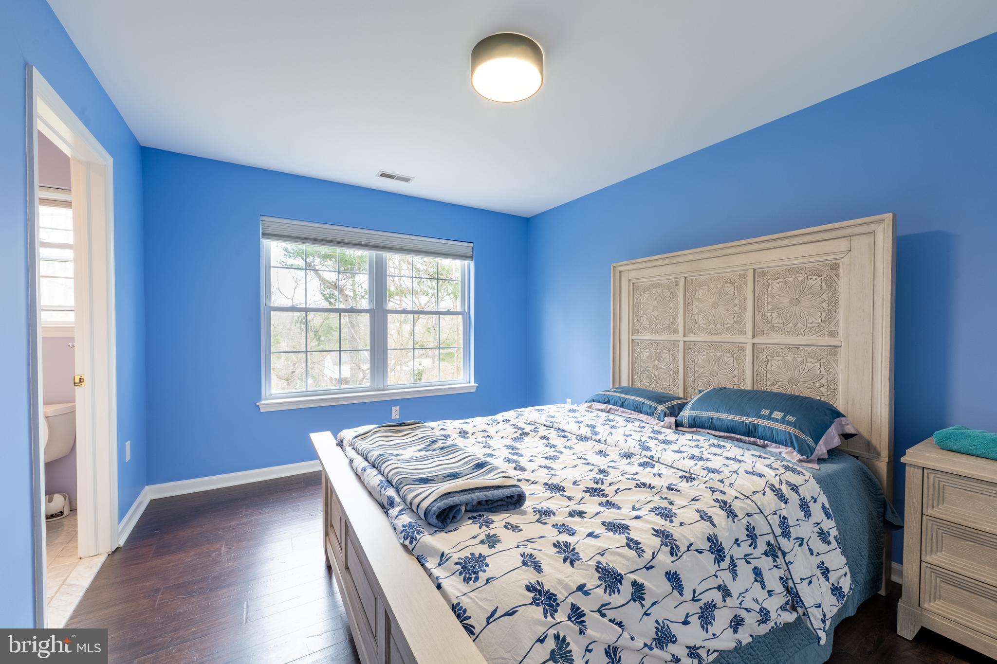 SPRING MILL - Residential