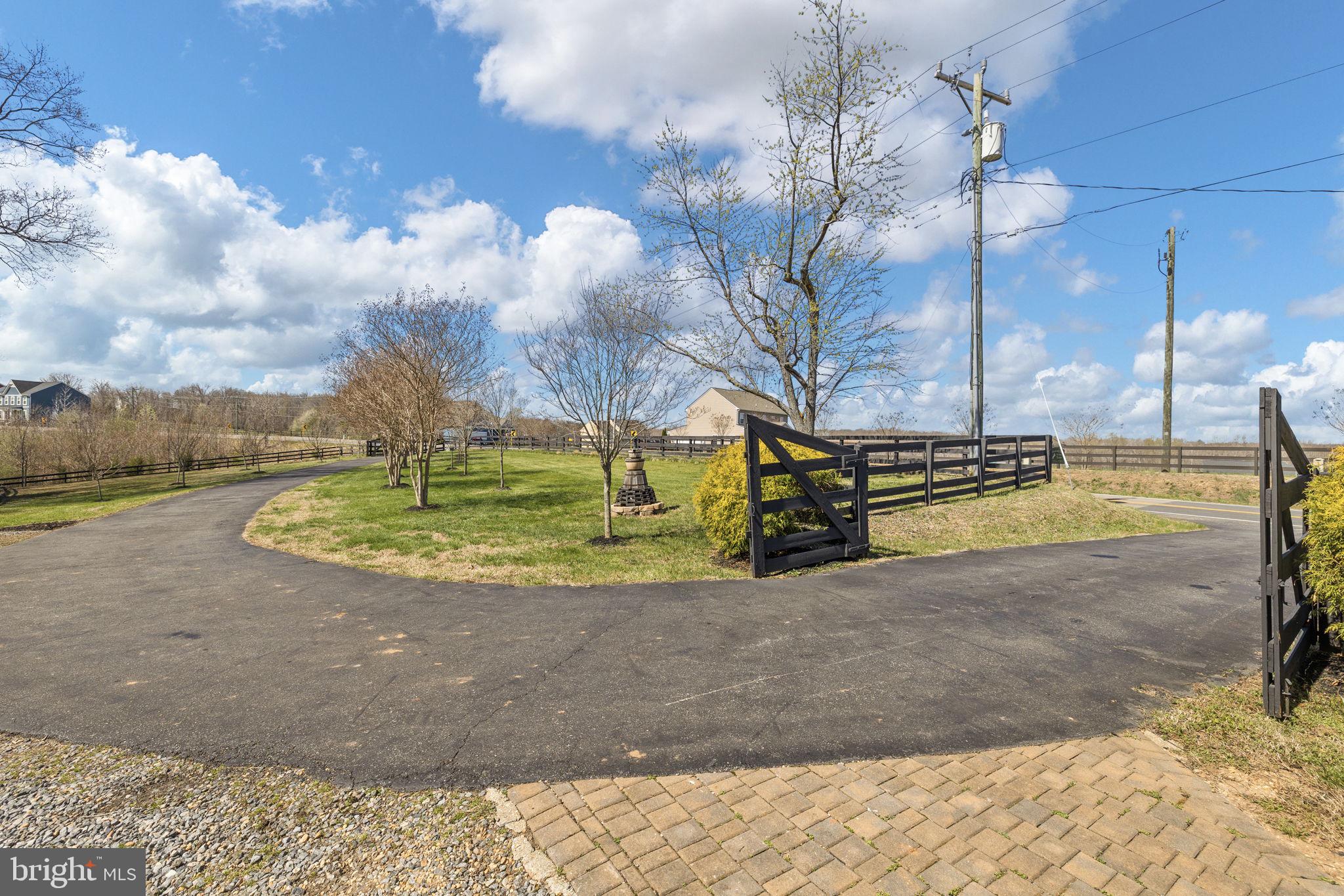 MAJESTIC RIDGE ESTATES - Residential