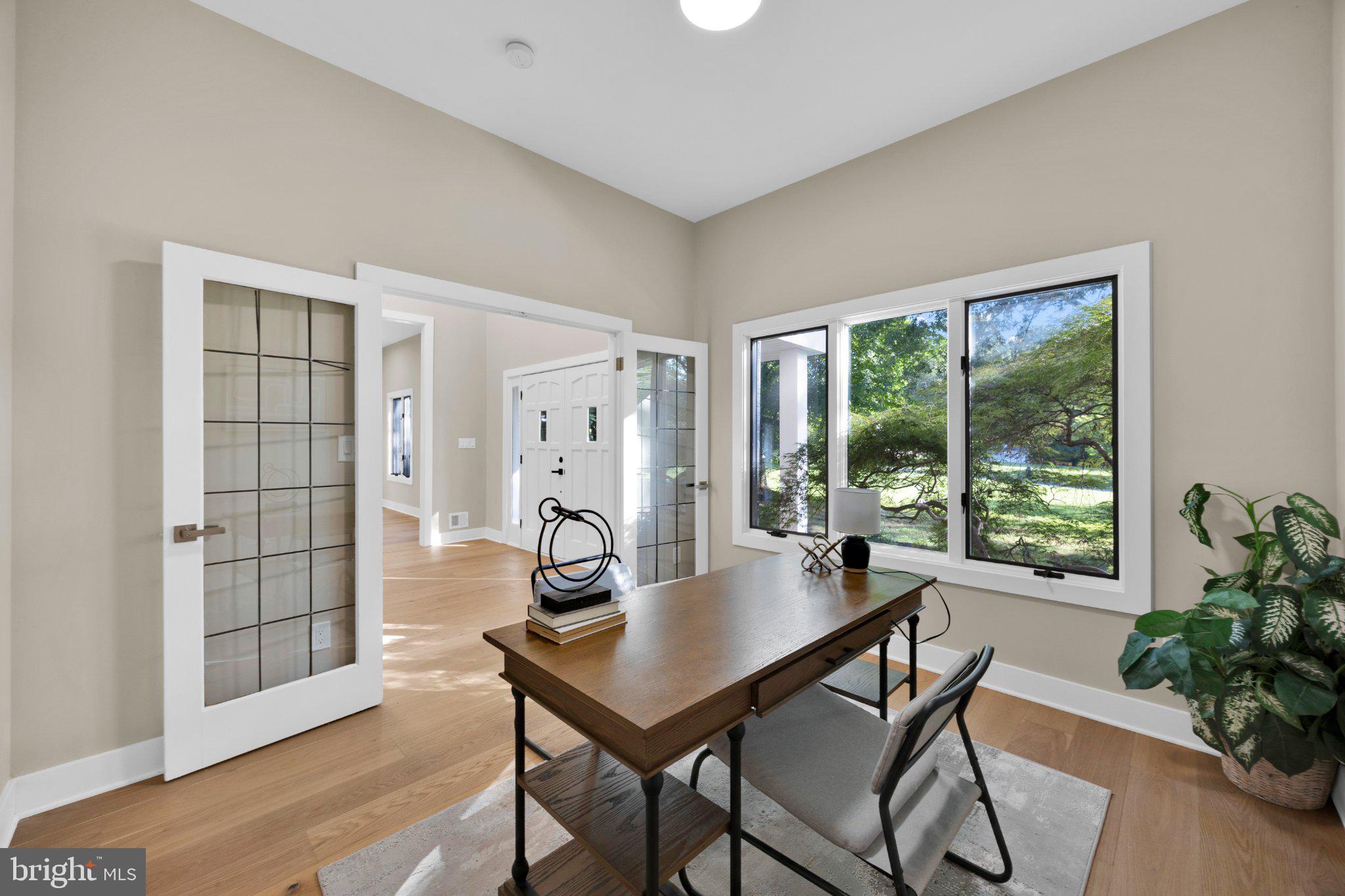 BURNHAM HILLS - Residential