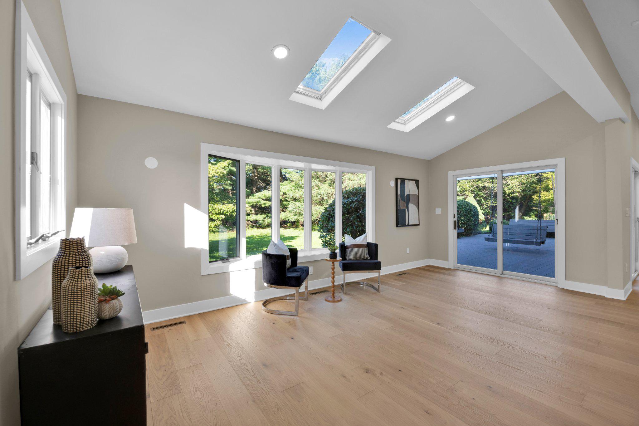 BURNHAM HILLS - Residential