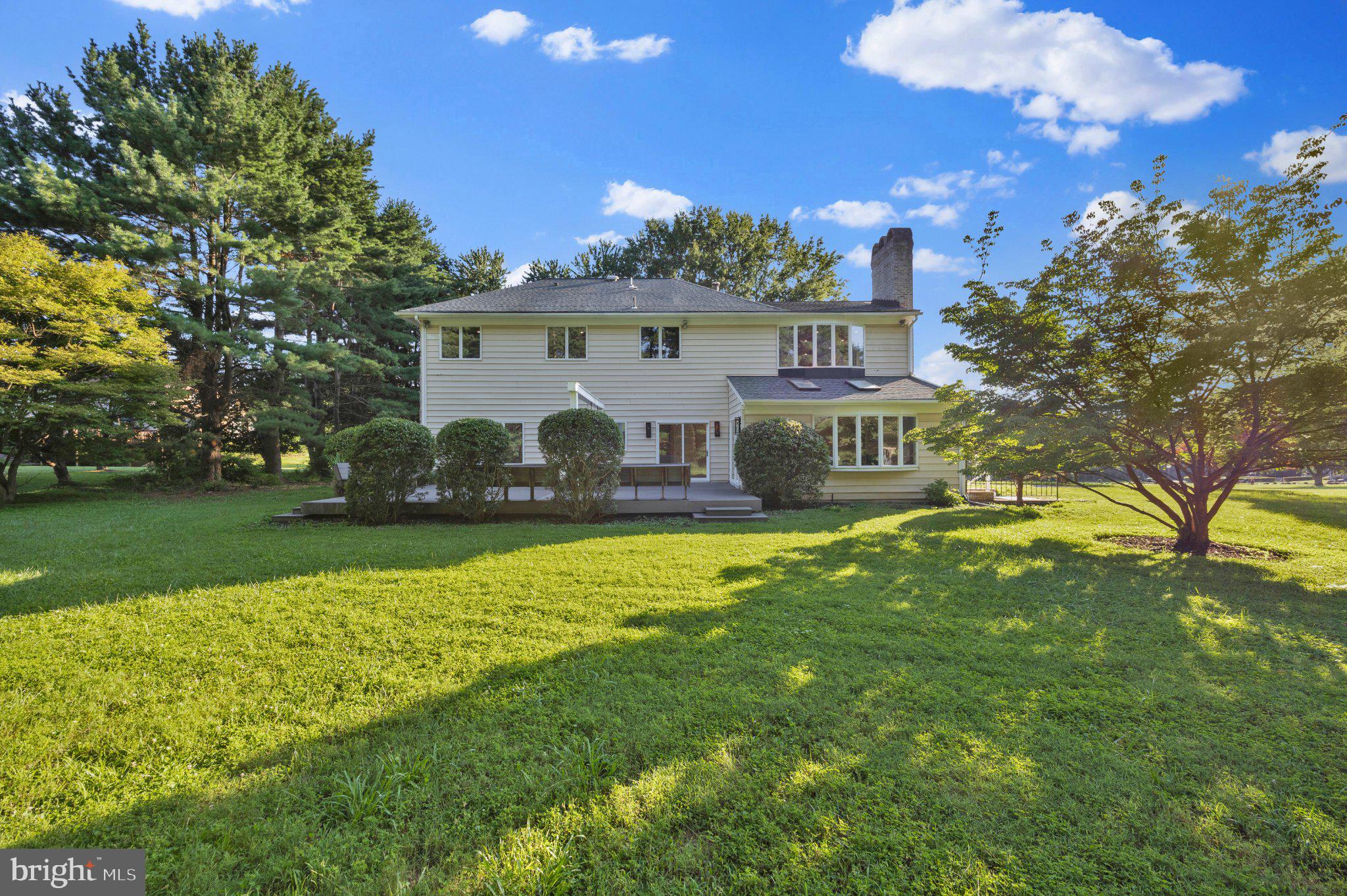 BURNHAM HILLS - Residential