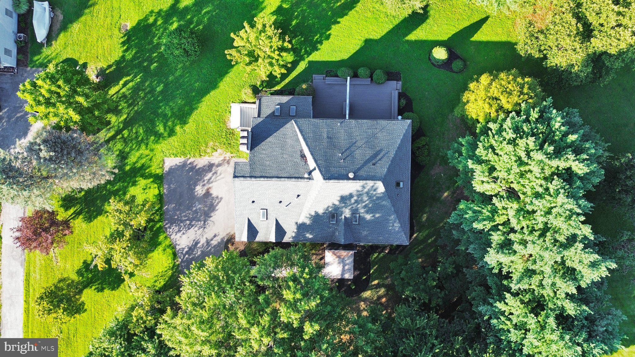 BURNHAM HILLS - Residential