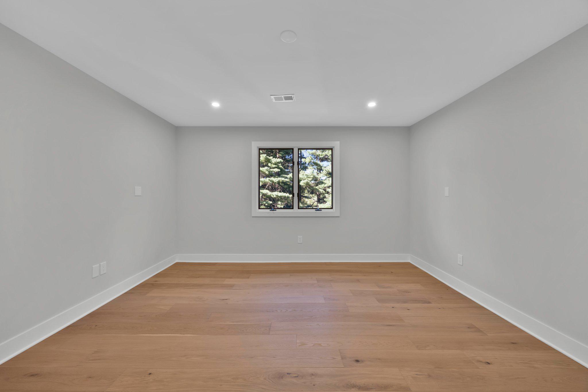 BURNHAM HILLS - Residential