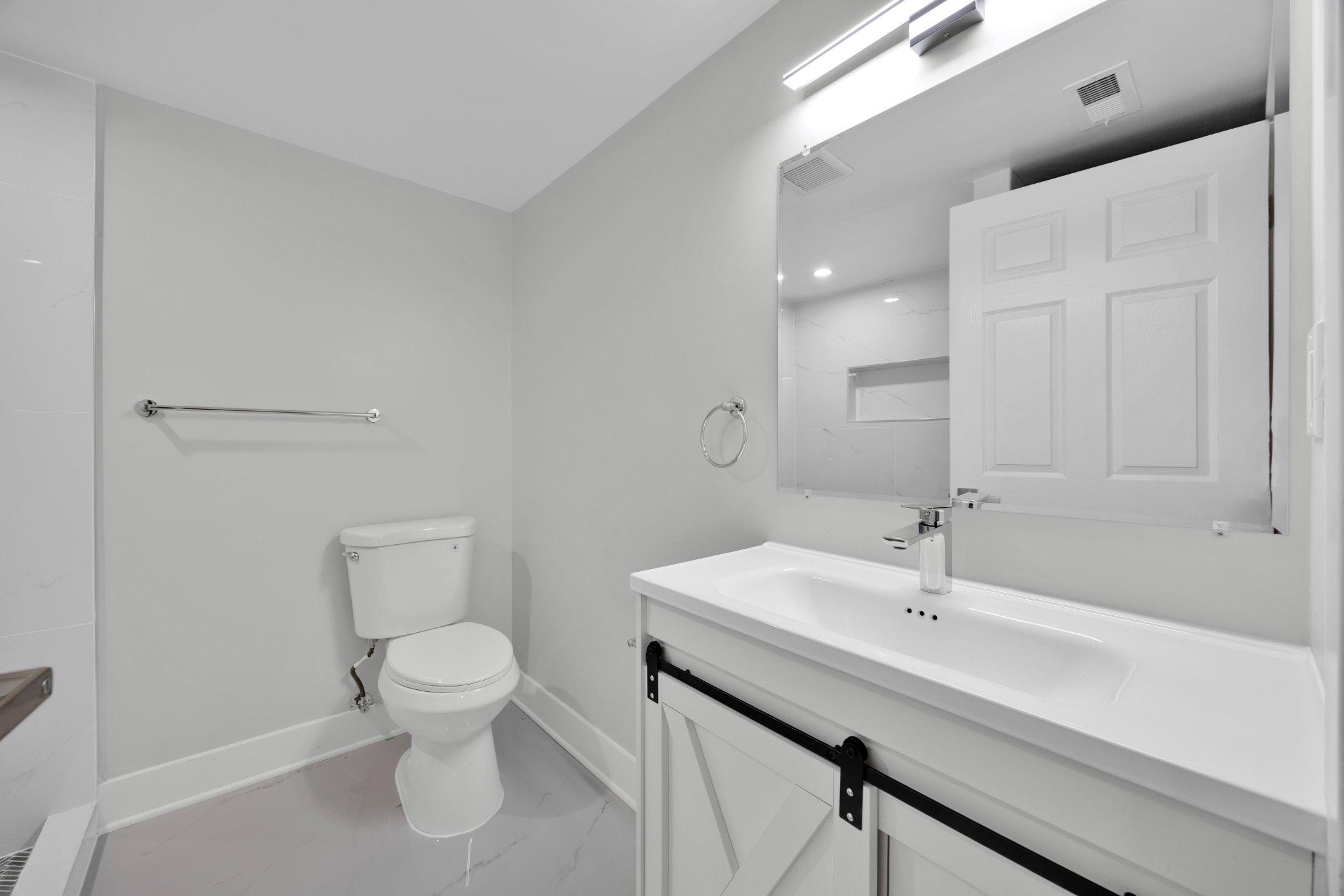BURNHAM HILLS - Residential